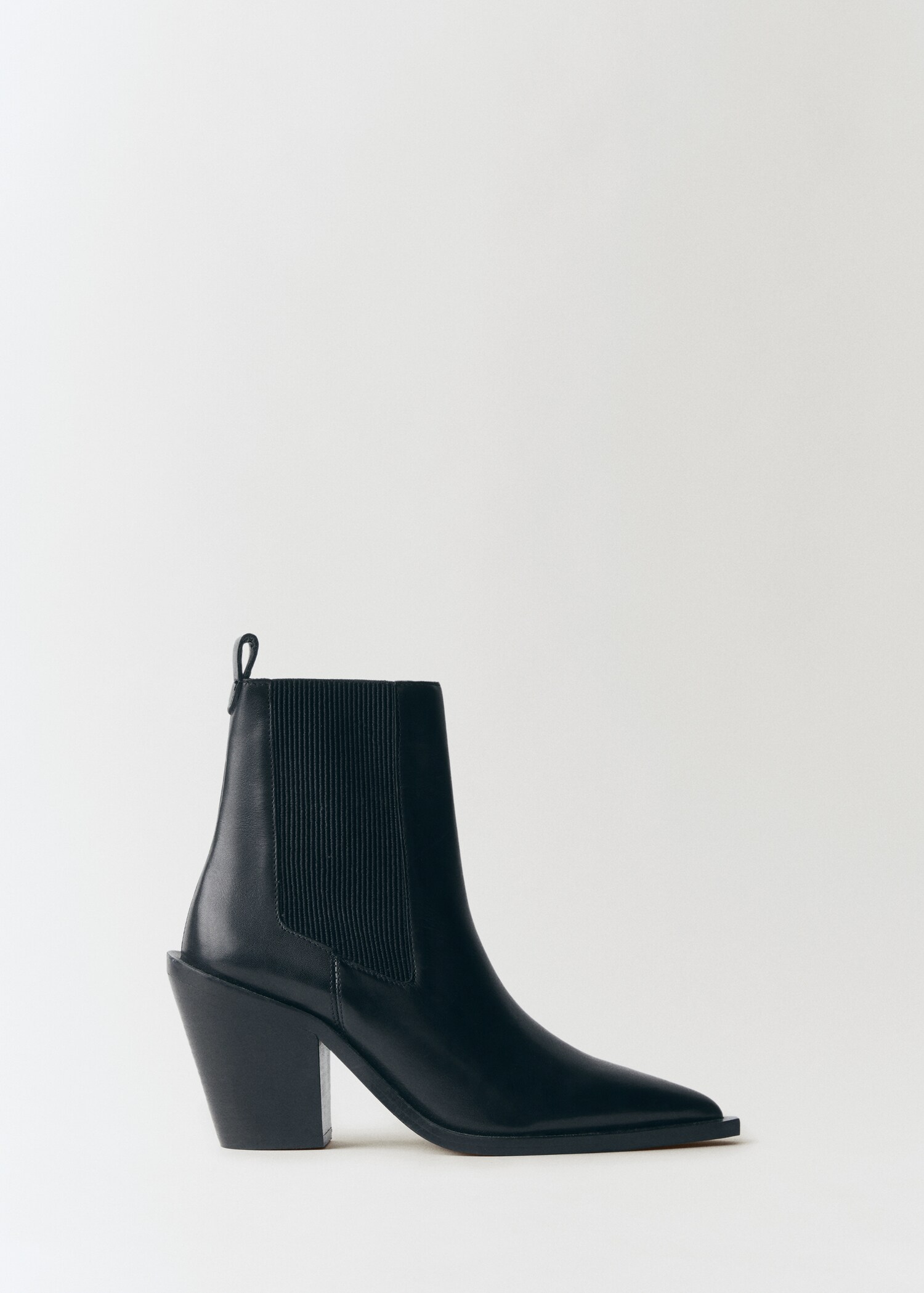 Spitze Ankle Boots aus Leder - Artikel ohne Model