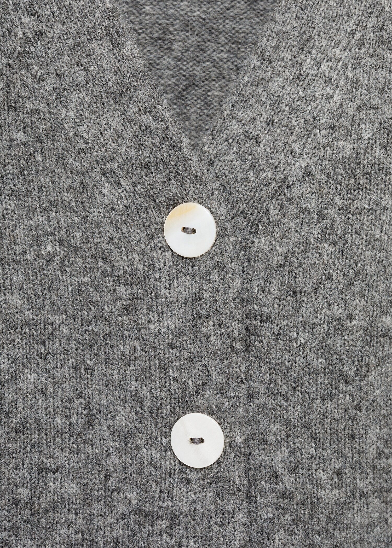 Gilet with buttons - Details of the article 8