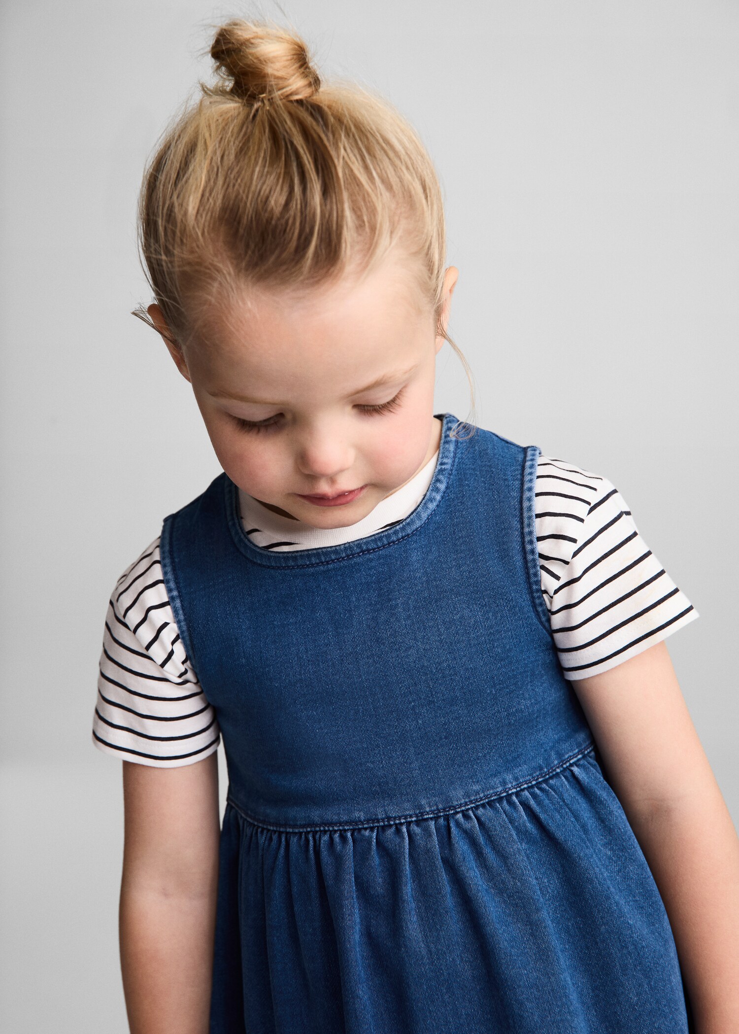 Denim dress - Details of the article 1