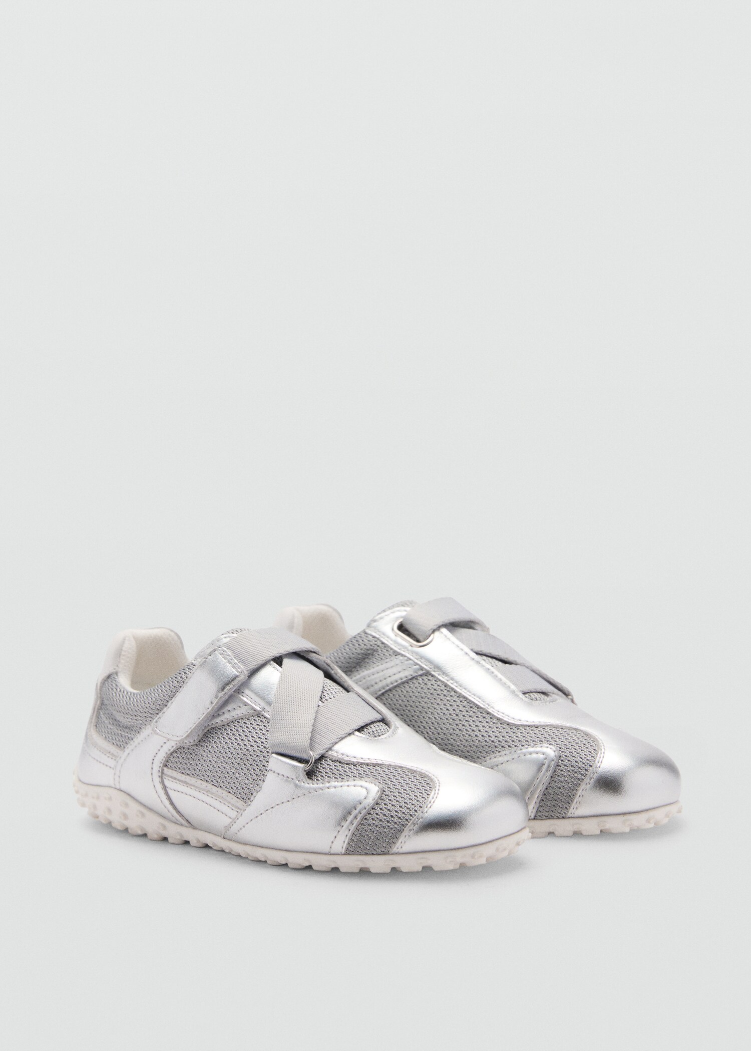 Deportivas canvas piel - Plano medio
