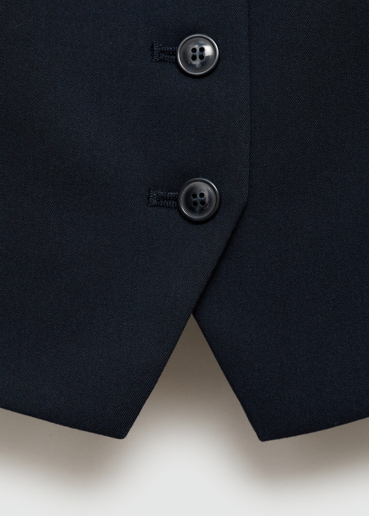 Suit waistcoat with buttons - Details of the article 8