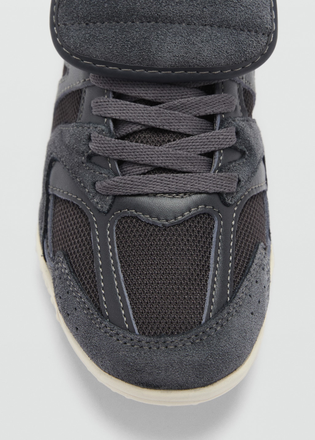 Baskets empiecements cuir