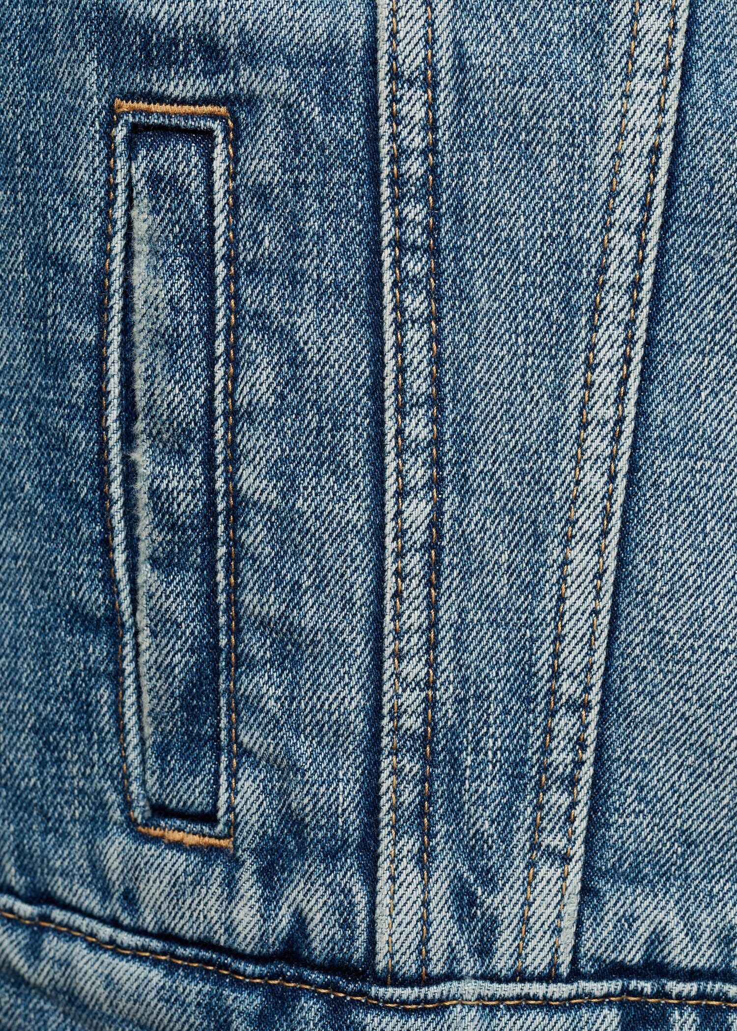Pocketed denim jacket - Details of the article 8