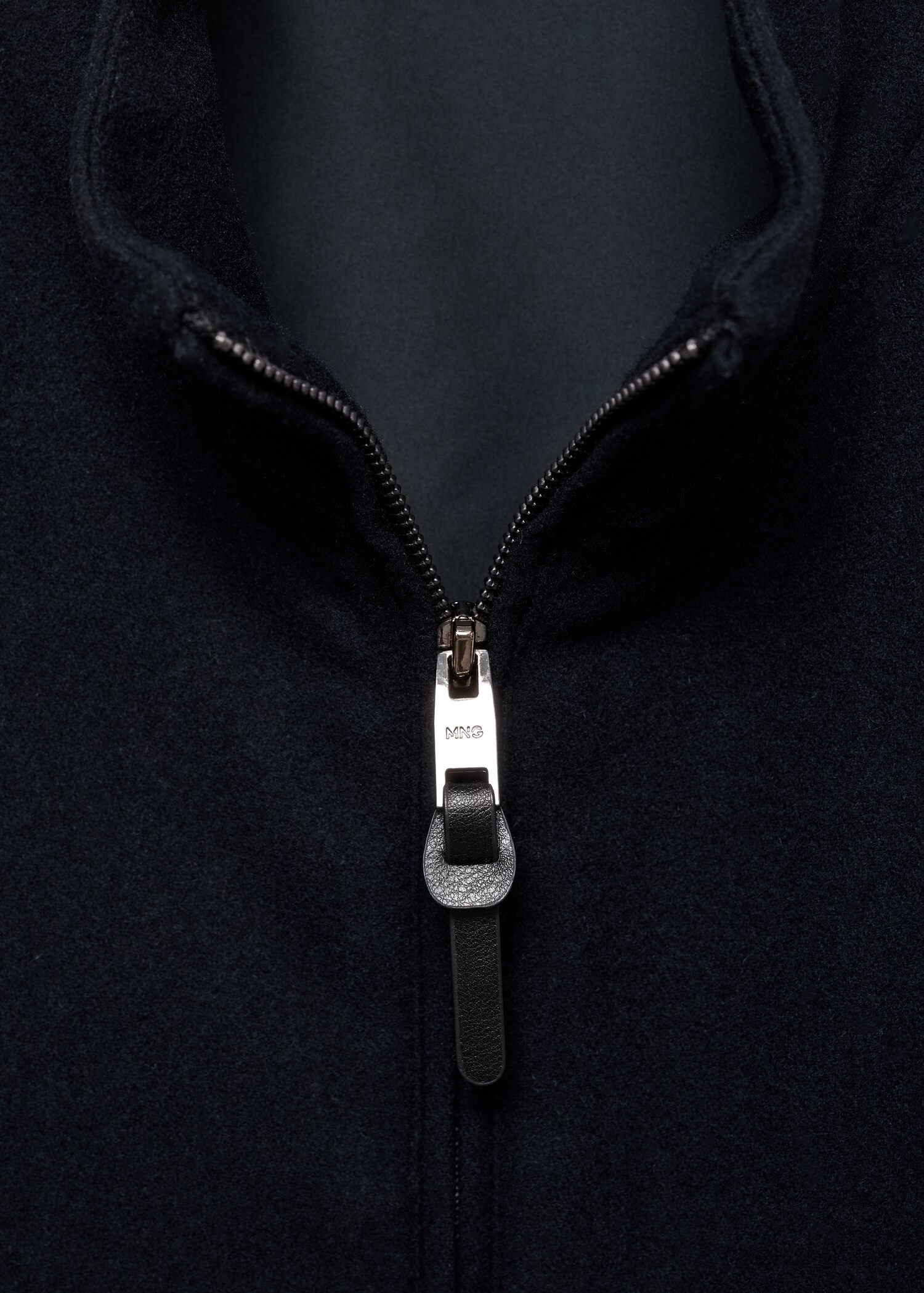 Wool-blend gilet with pockets - Details of the article 8