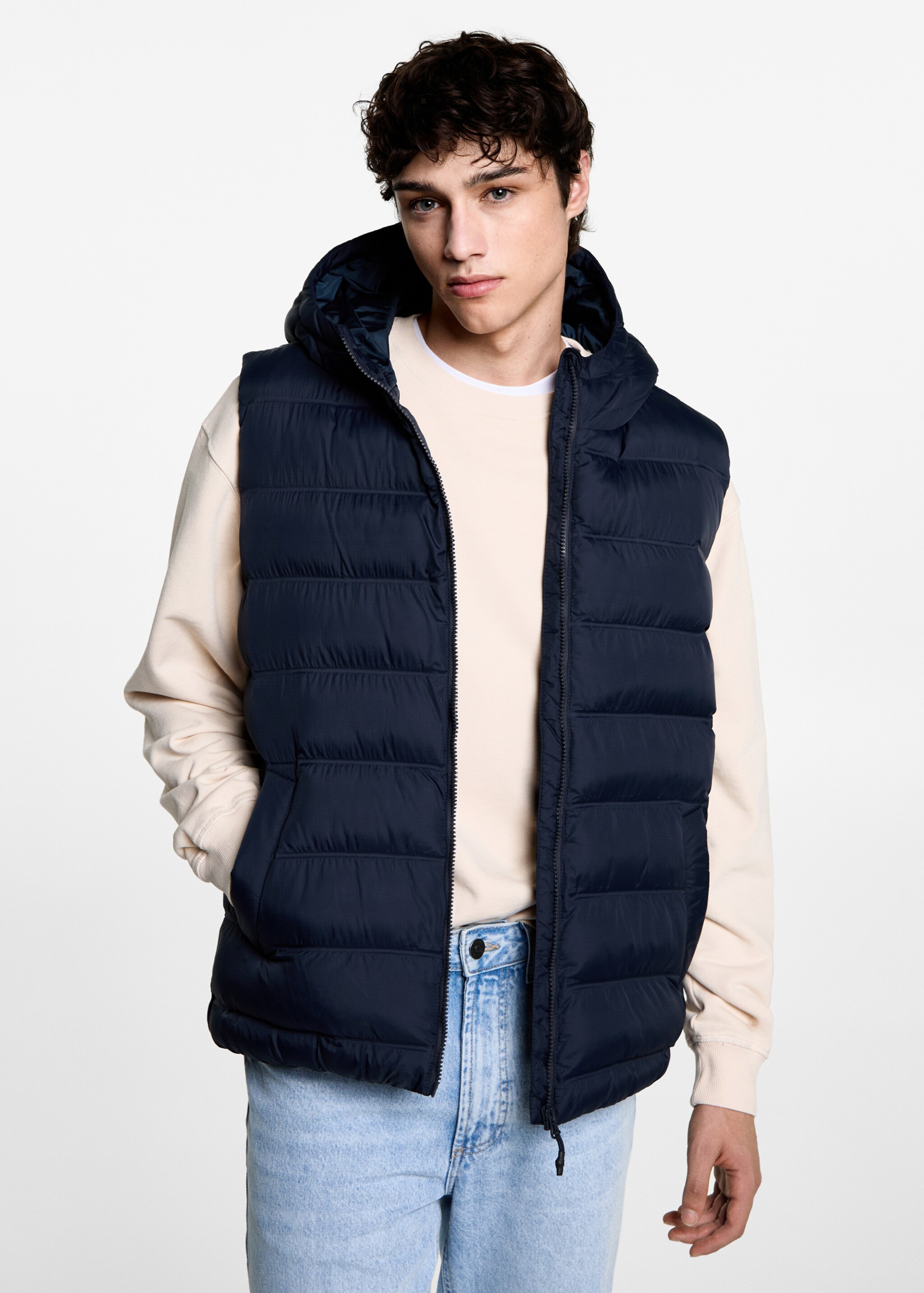 Quilted gilet with hood - Medium plane