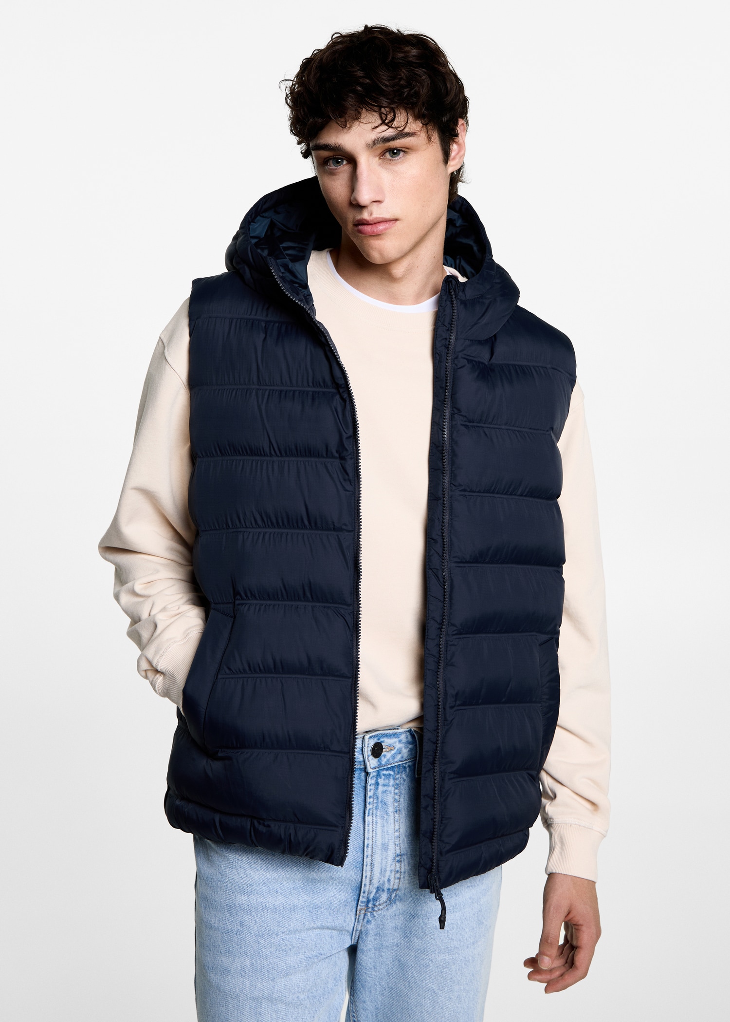 Quilted gilet with hood - Medium plane