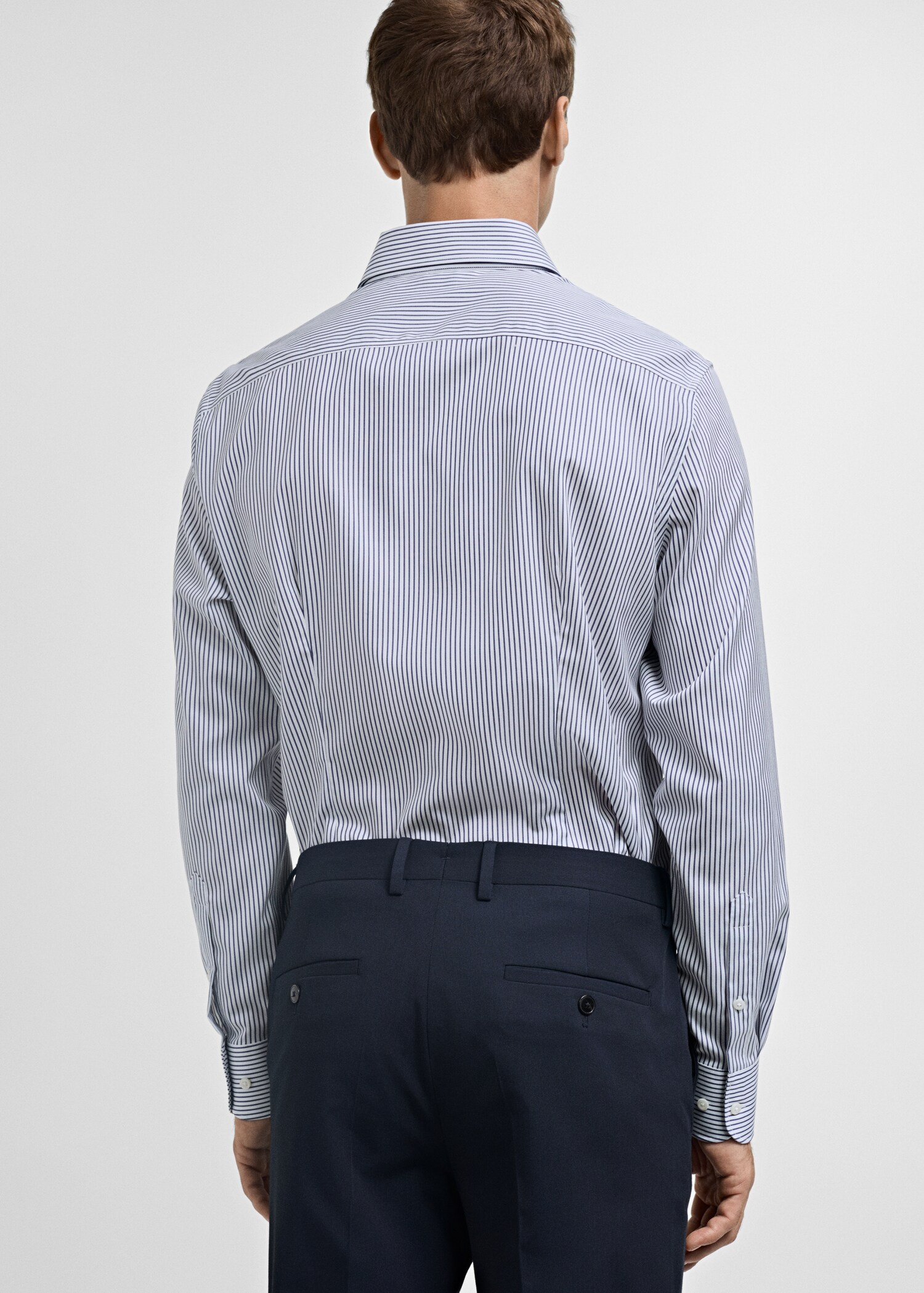 100% cotton slim fit shirt - Reverse of the article