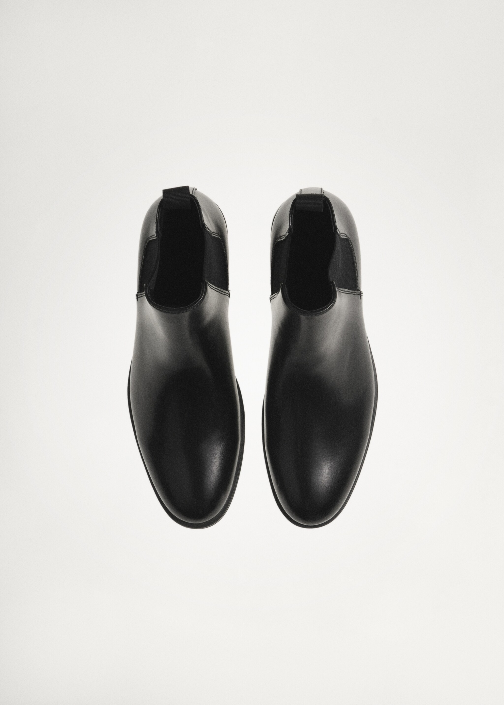 Polished leather chelsea boots - Details of the article 5
