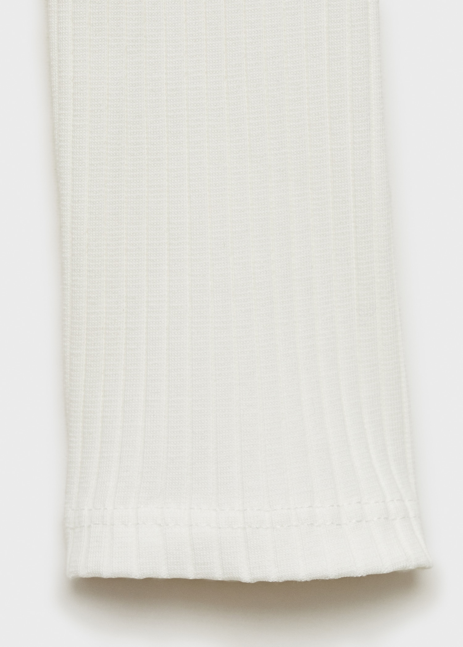 T-shirt épaules dénudées - Détail de l'article 0