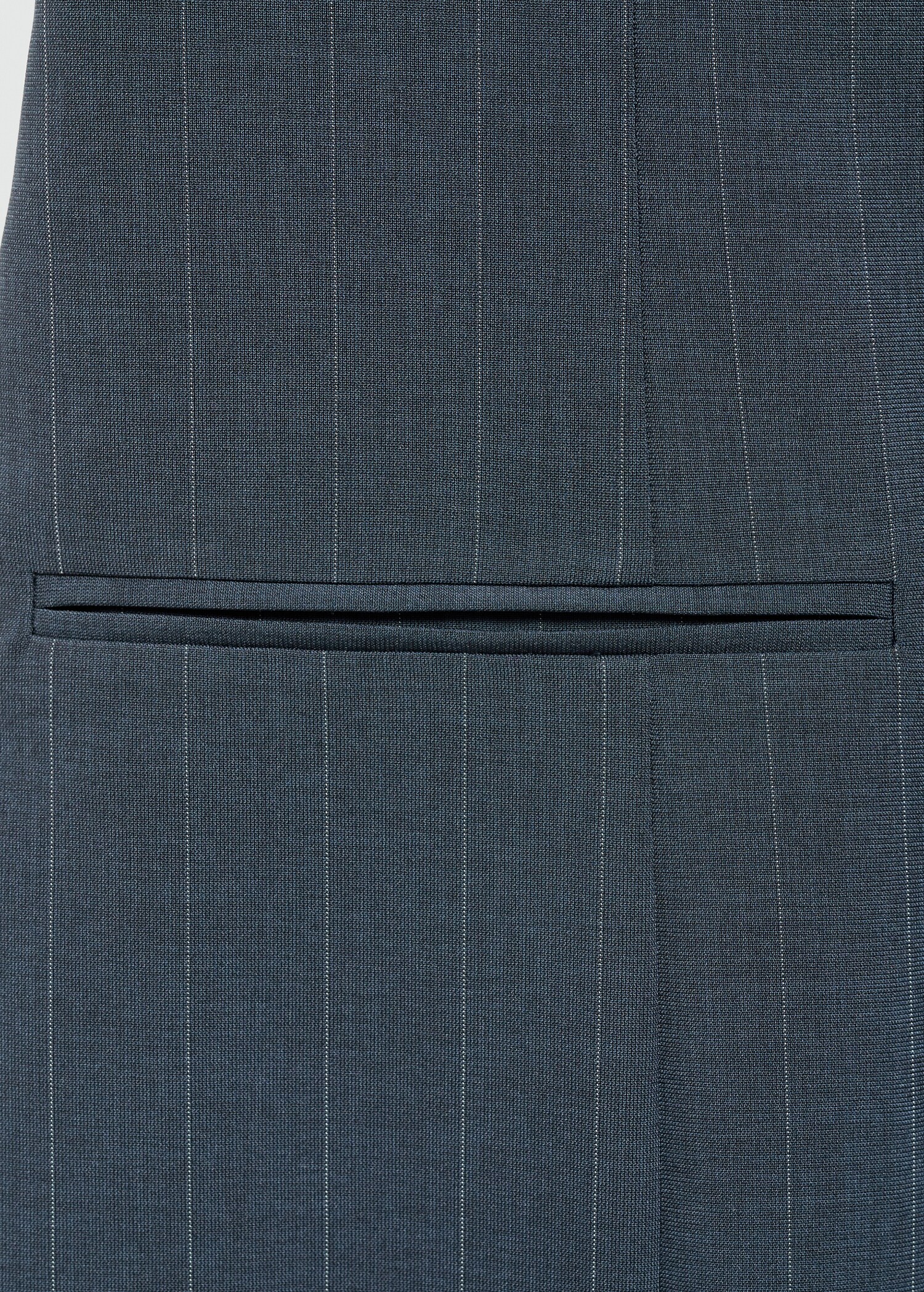 Robe courte fines rayures - Détail de l'article 8