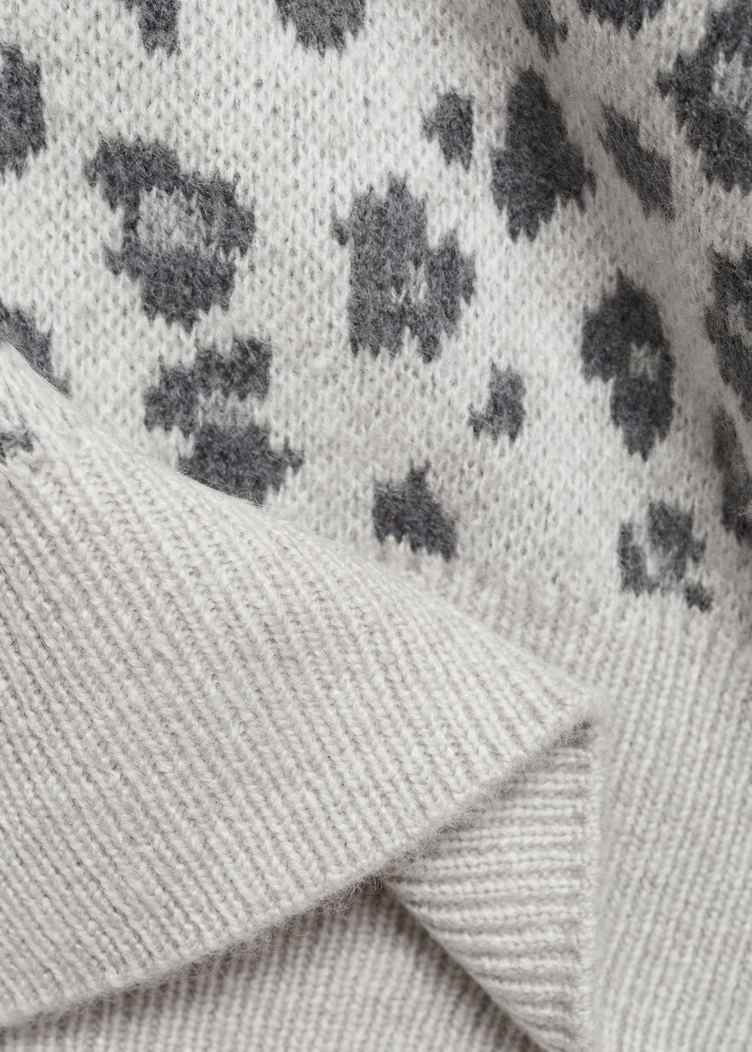 Leopard pattern sweater - Details of the article 0