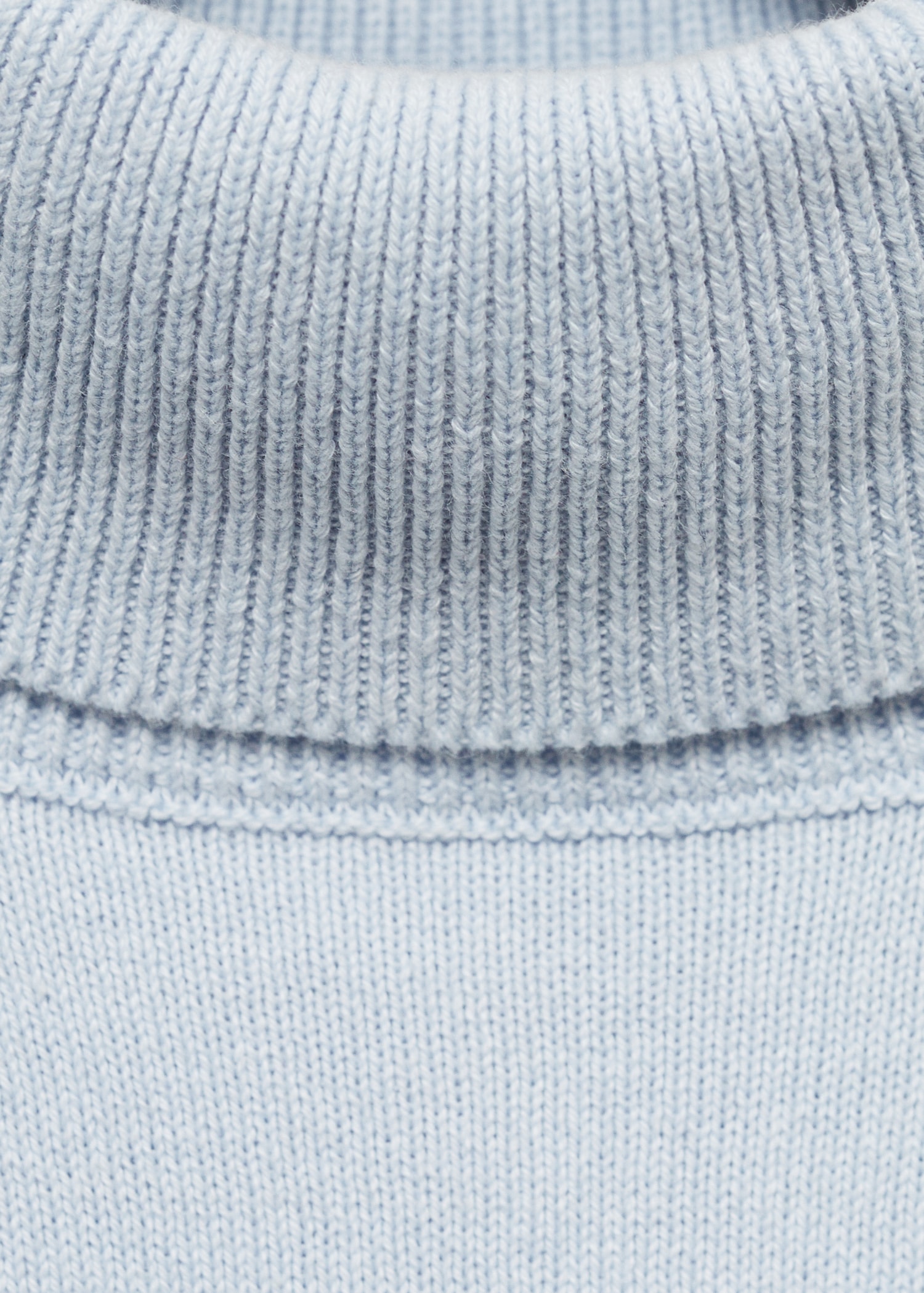 Turtleneck knitted sweater - Details of the article 8