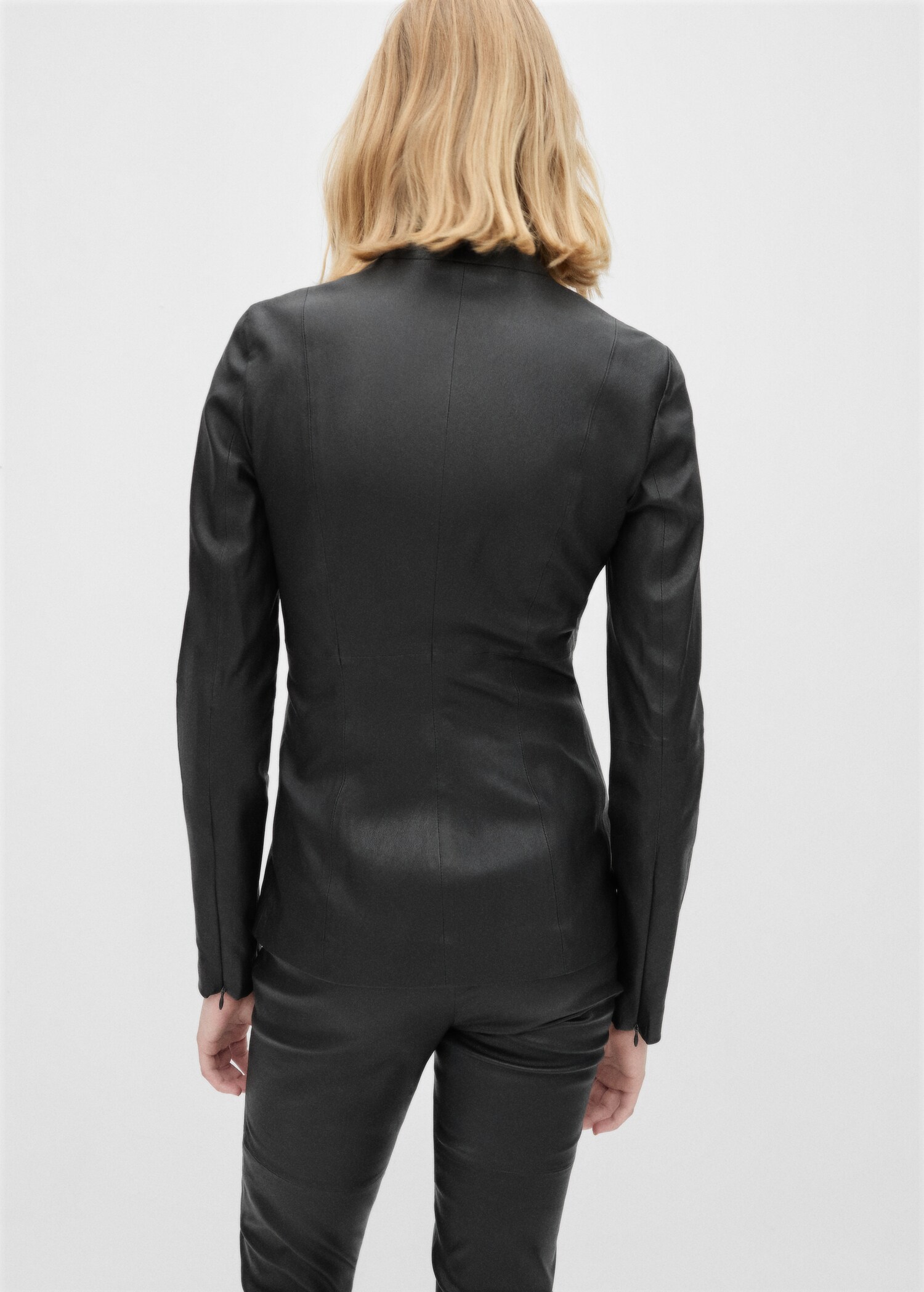 Fitted leather jacket with double zip - Reverse of the article