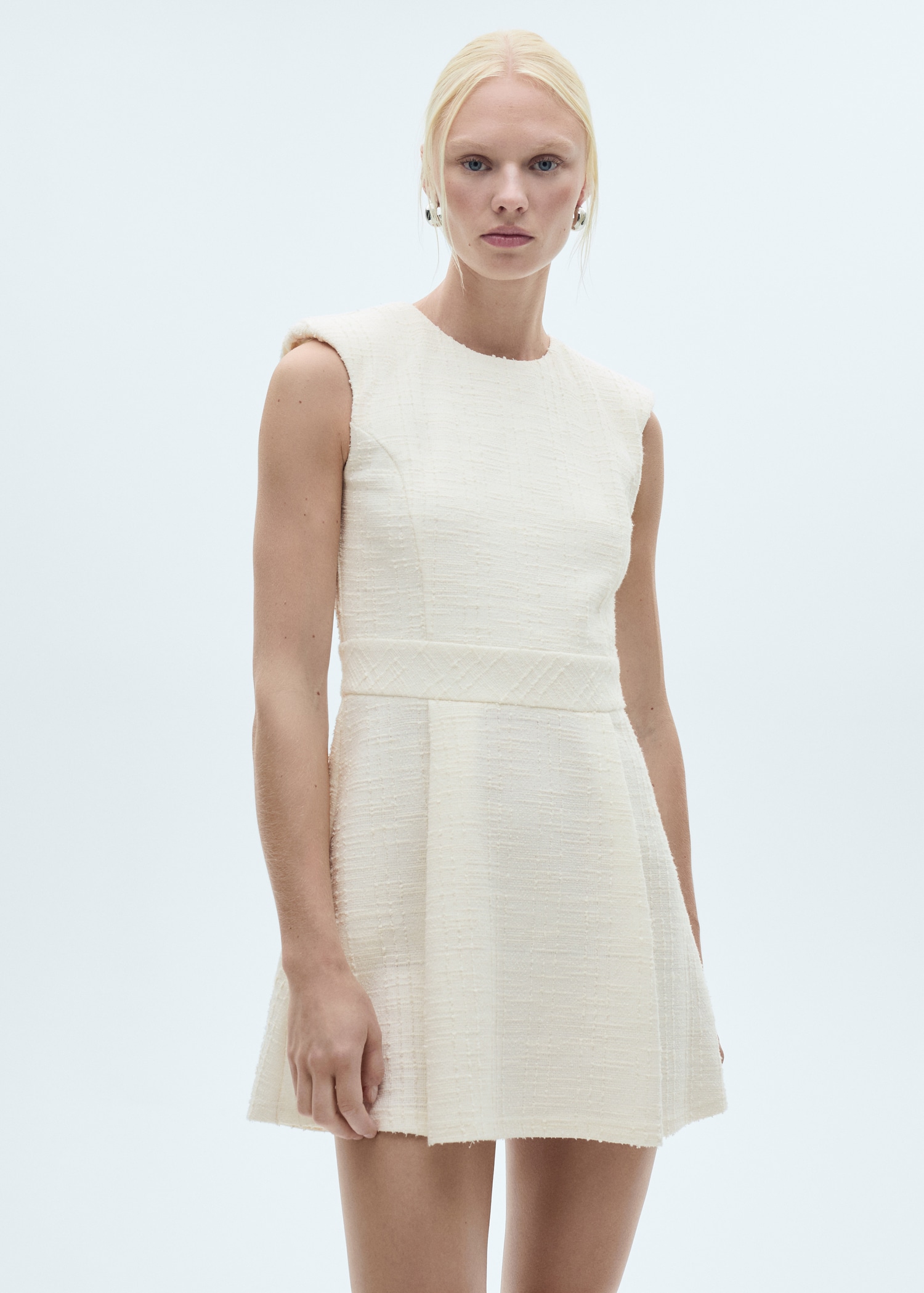 Vestido corto textura MANGO Paraguay