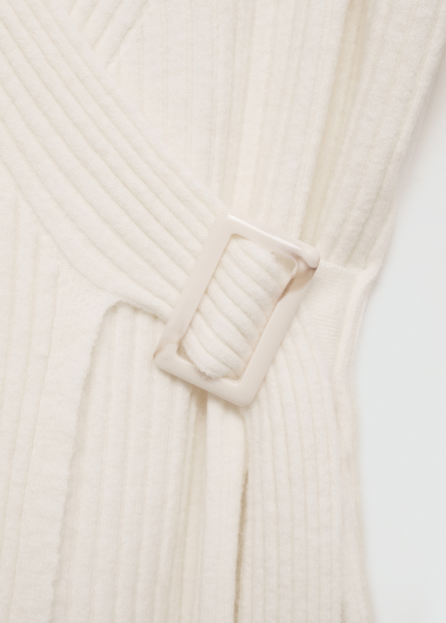 Ribbed cardigan with buckle - Details of the article 8