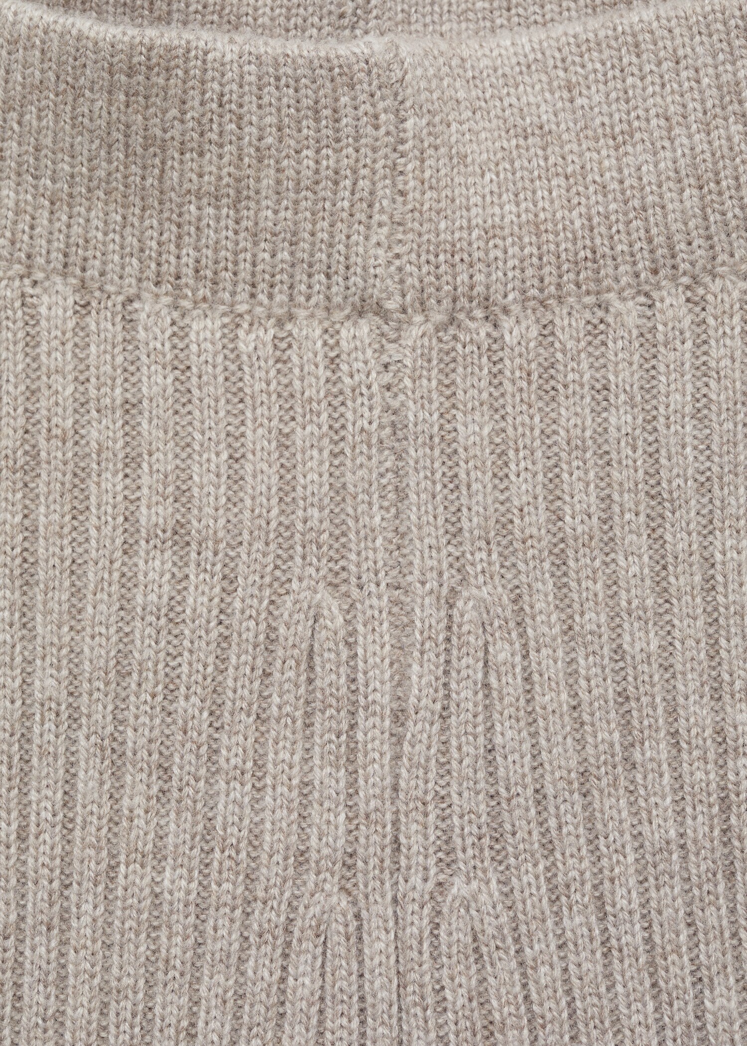 Flared ribbed knitted trousers - Details of the article 8