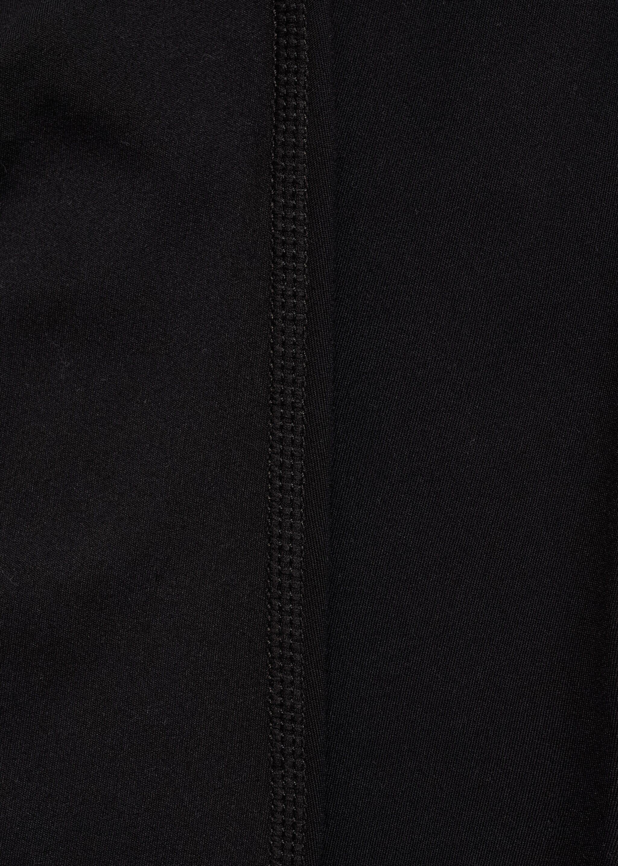 Fitted sports jumpsuit - Details of the article 0