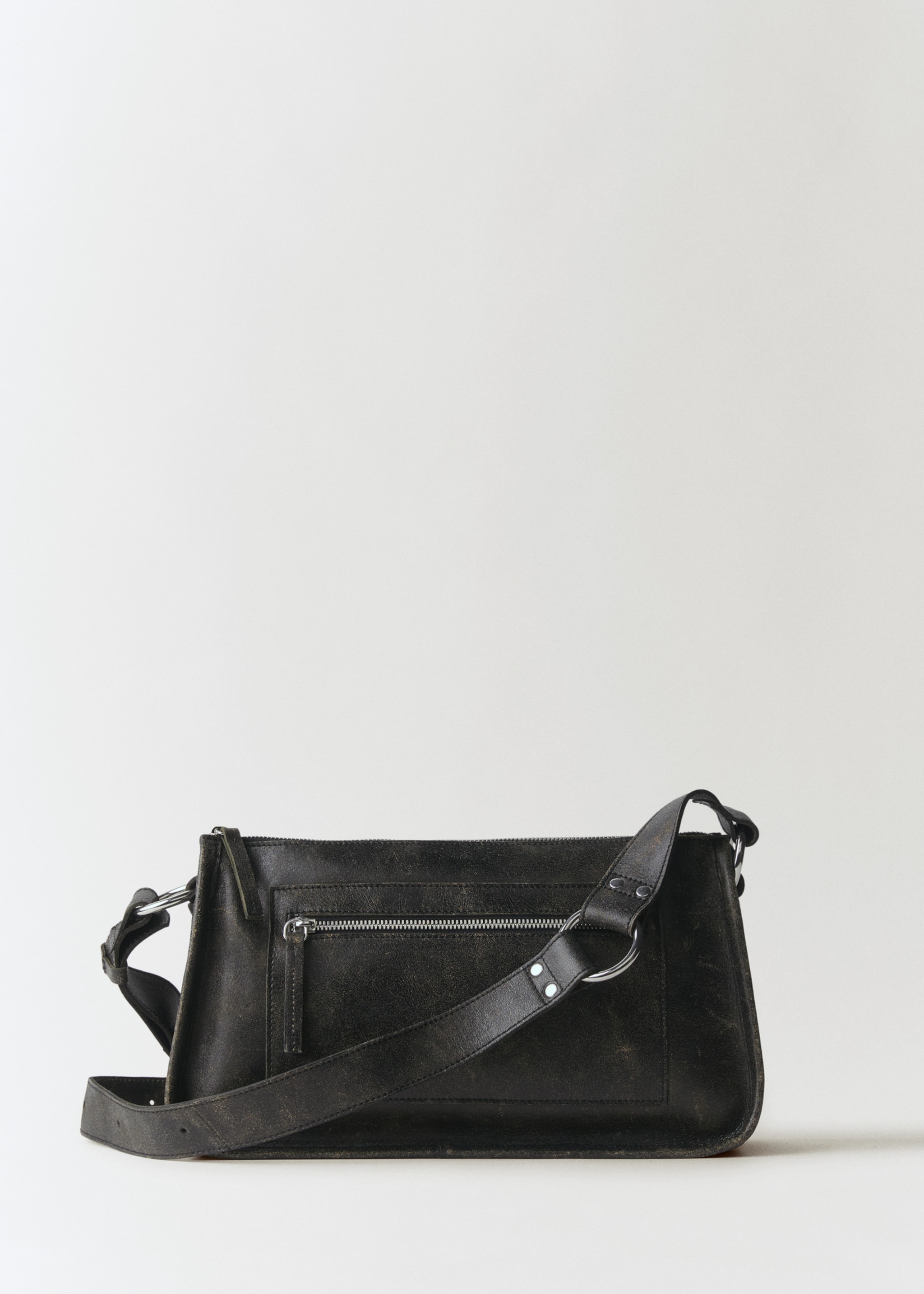 Bolso piel detalles metálicos - Artículo sin modelo, Marrón. Ref: 77097704-00.