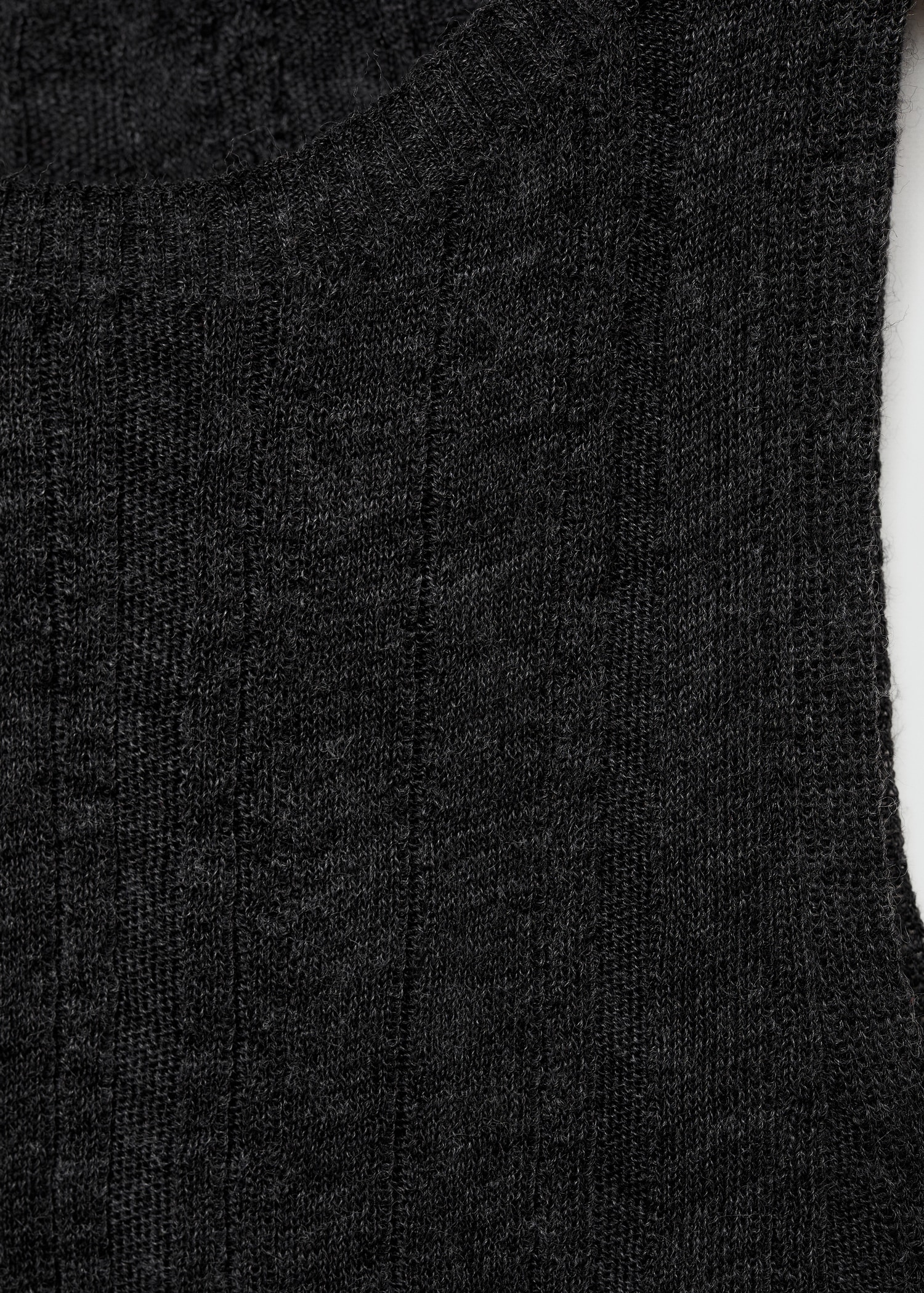 Knit halter top - Details of the article 8