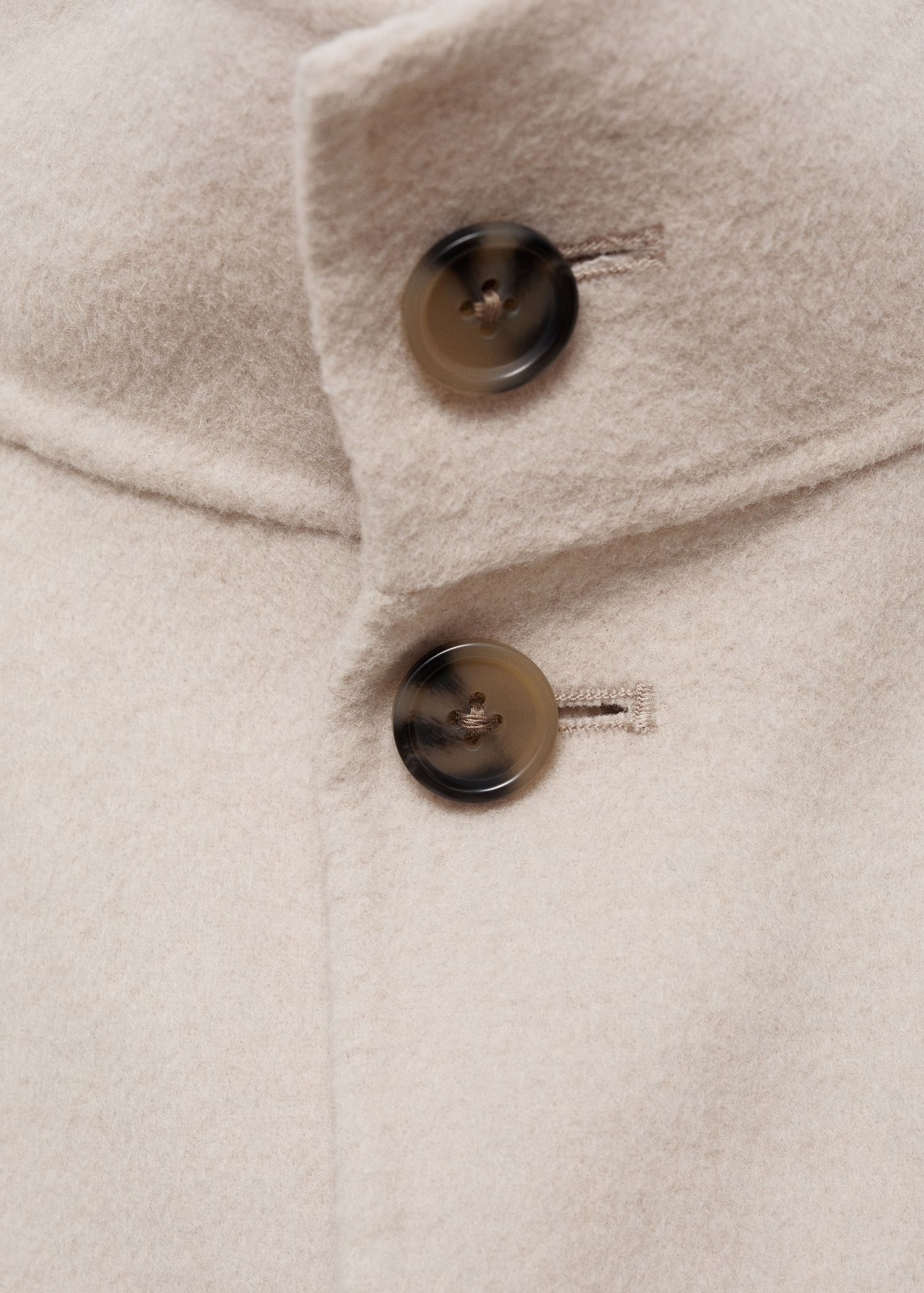 Veste en laine faite à la main col cheminée - Détail de l'article 8