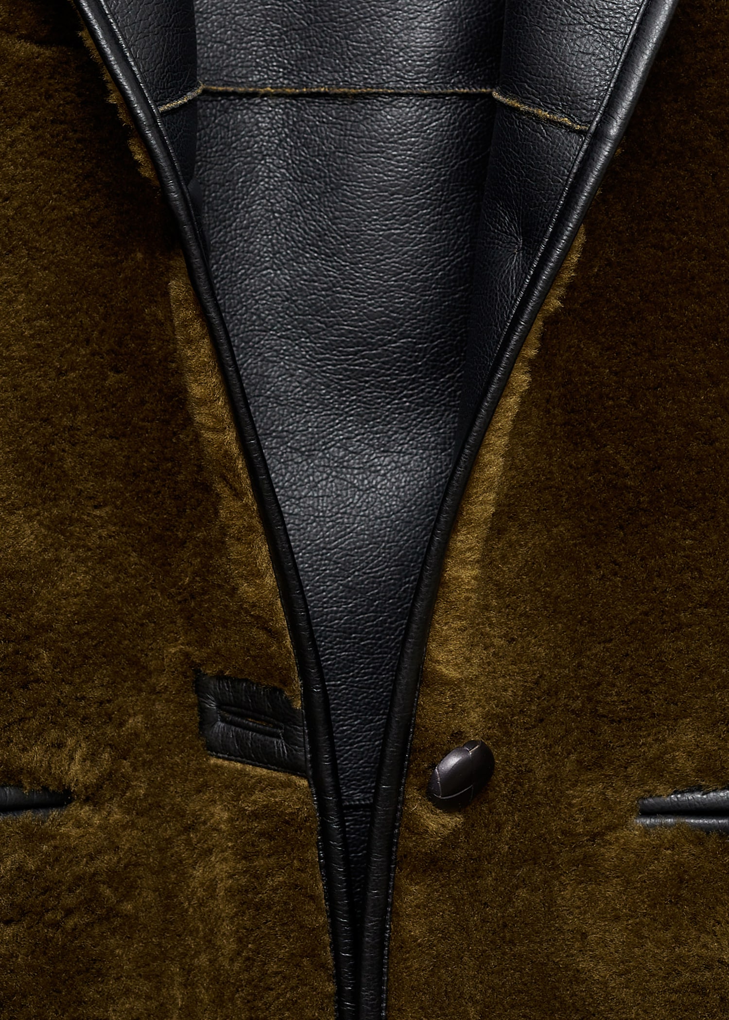 Fur-effect coat with appliqués - Details of the article 0