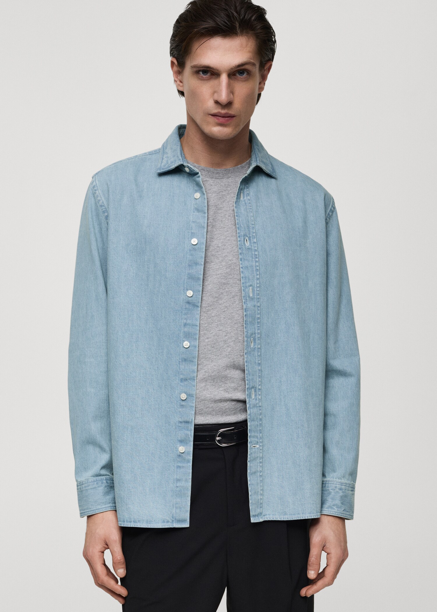 Camisa vaquera regular fit - Plano medio