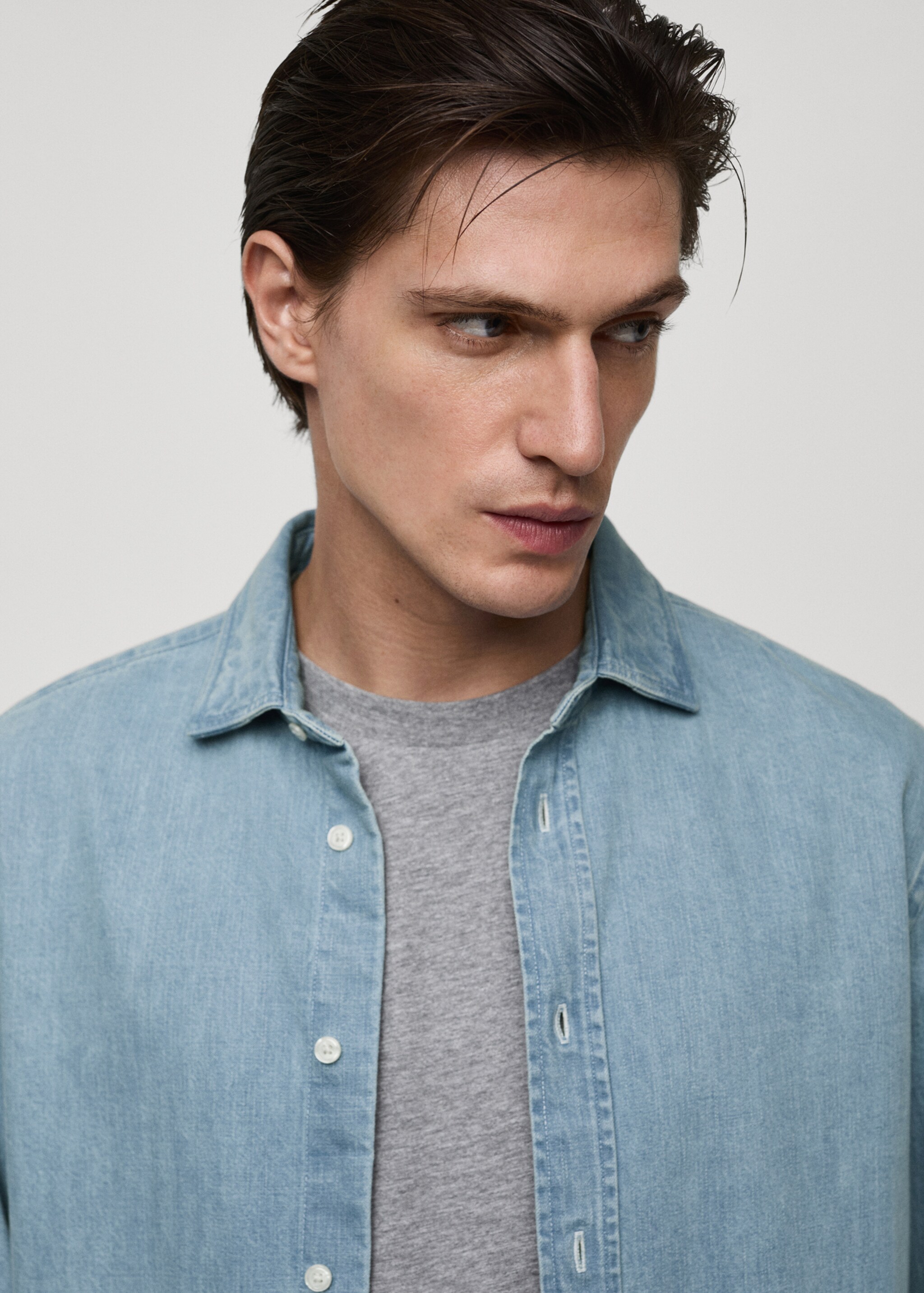 Camisa vaquera regular fit - Detalle del artículo 1