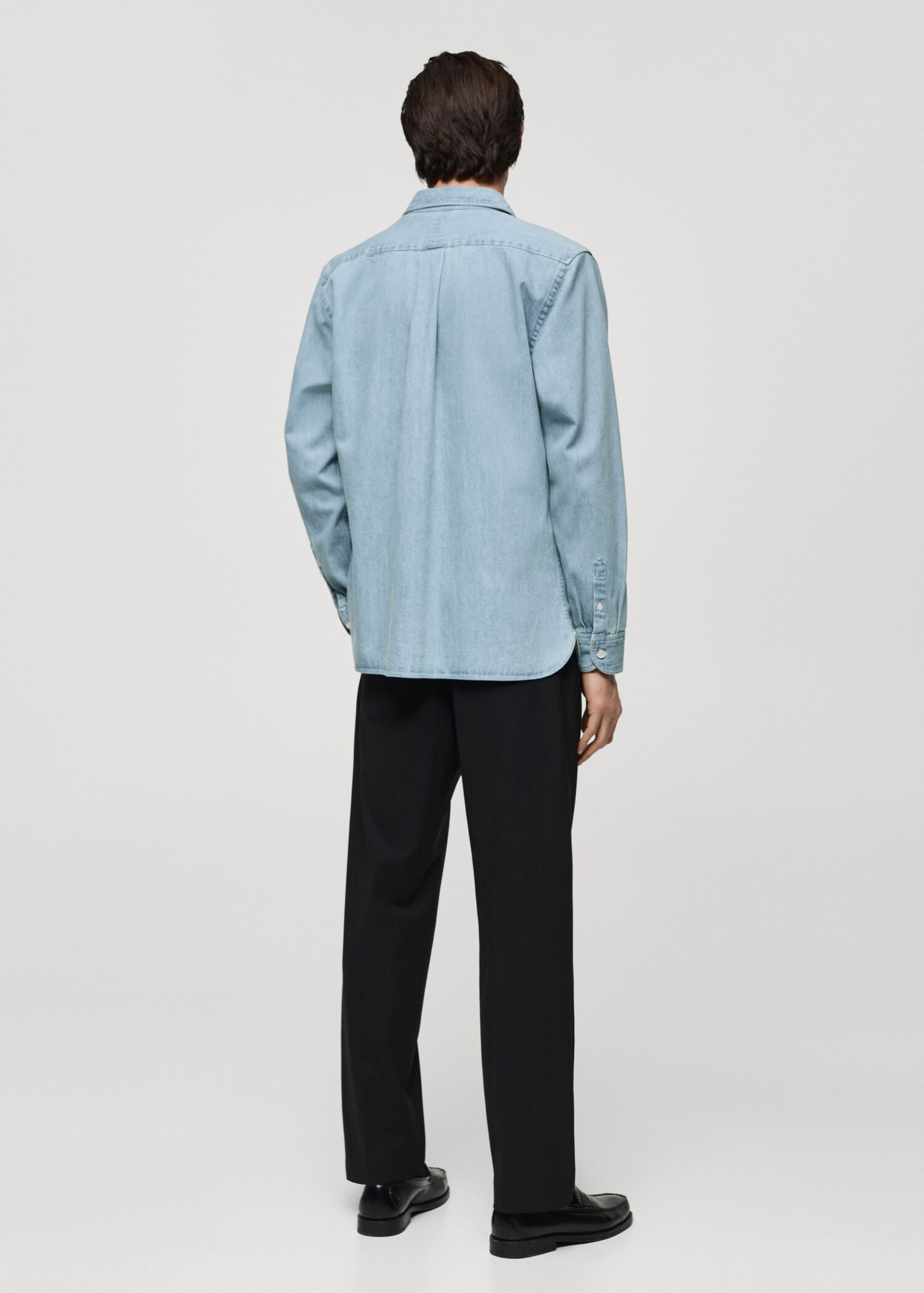 Camisa vaquera regular fit - Reverso del artículo