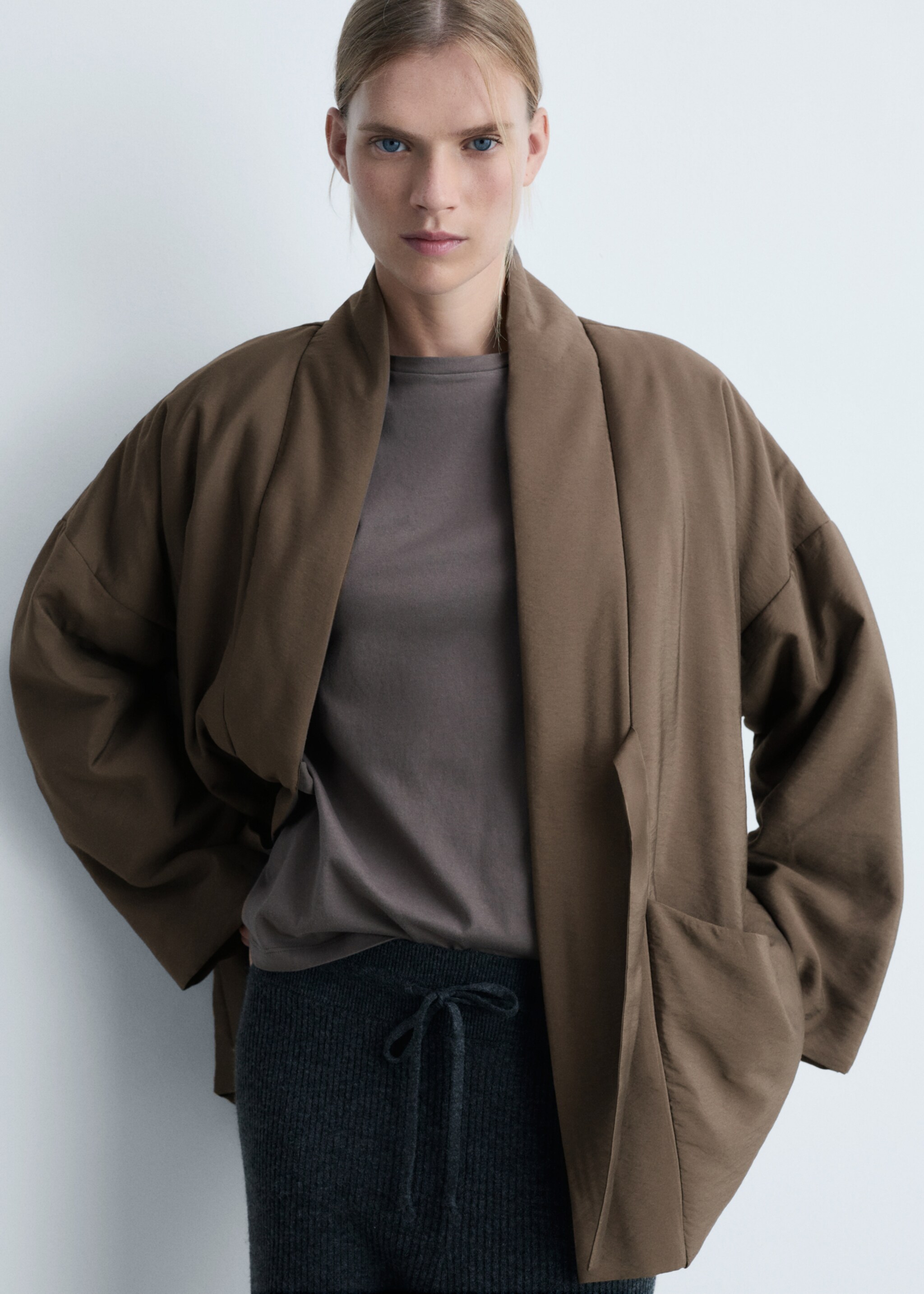 Padded robe with pockets - Details of the article 2
