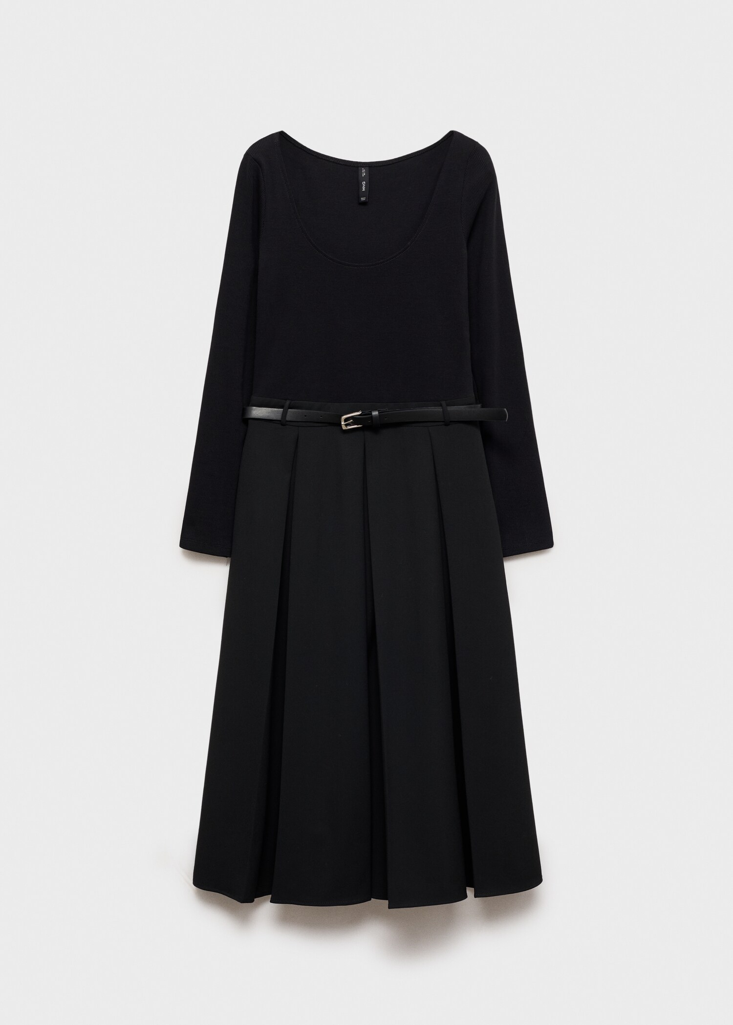 Robe plissée combinée ceinture - Article sans modèle