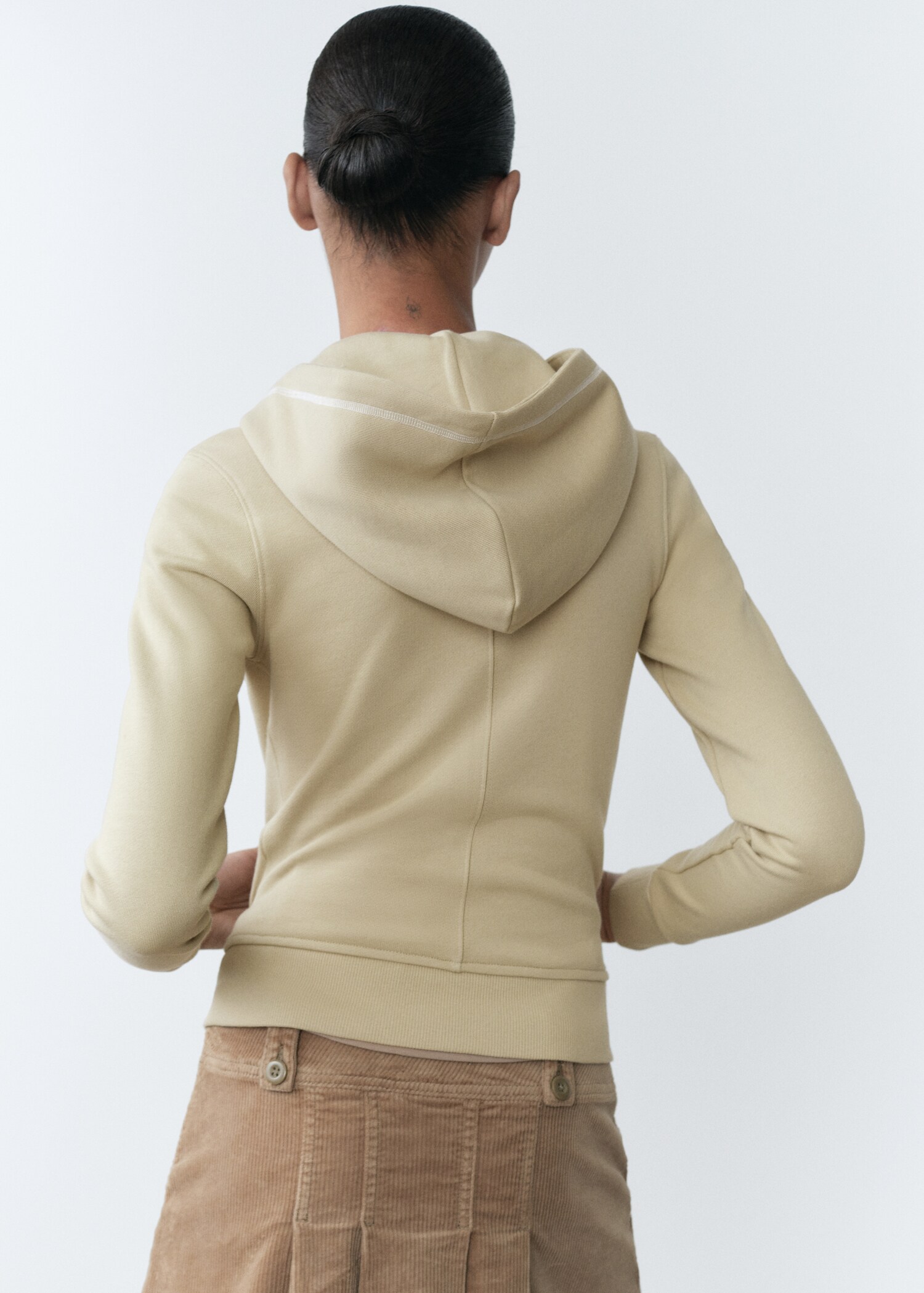 Cotton sweatshirt with embroidered message - Reverse of the article
