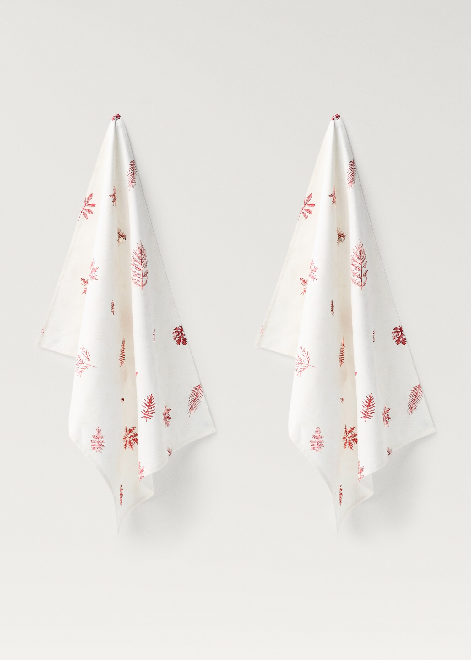 Embroidered detail tea towel - Details of the article 2