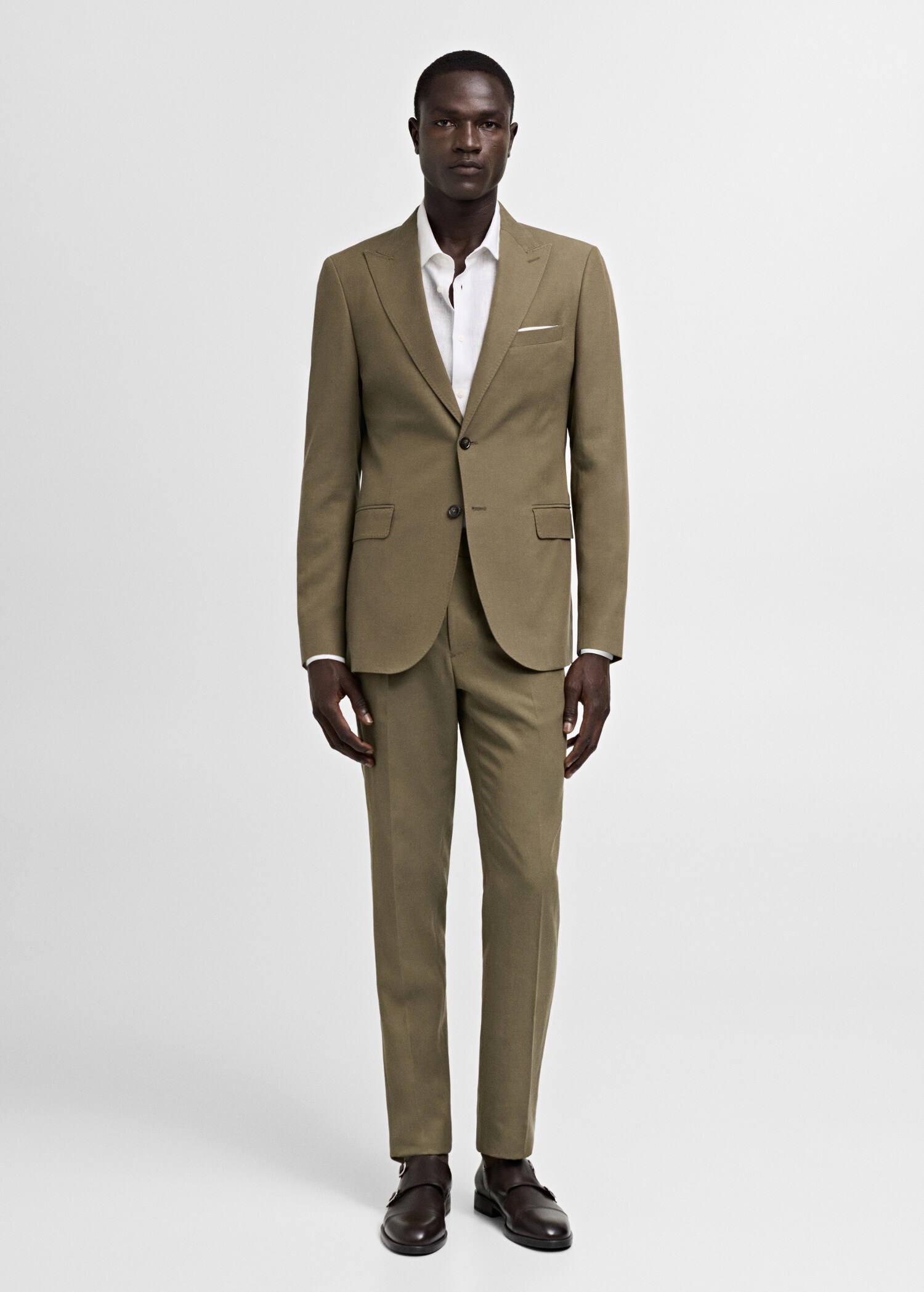 Slimfit Tencel™ suit trousers with pleats - General plane