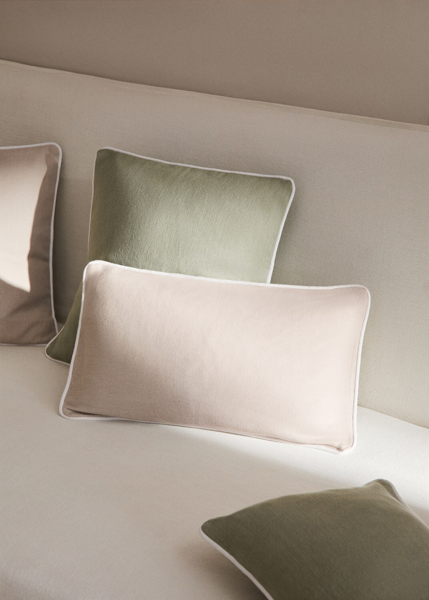 Cotton cushion cover with trim 30x50cm - General plane