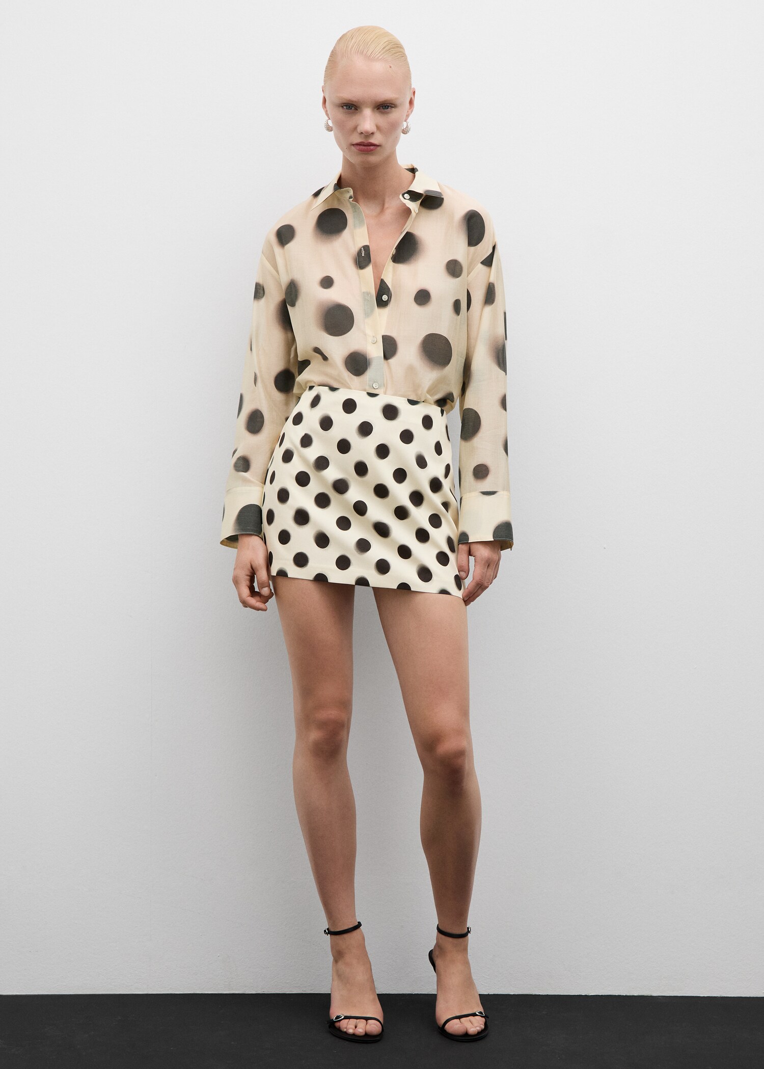 Camisa lyocell lunares - Plano general