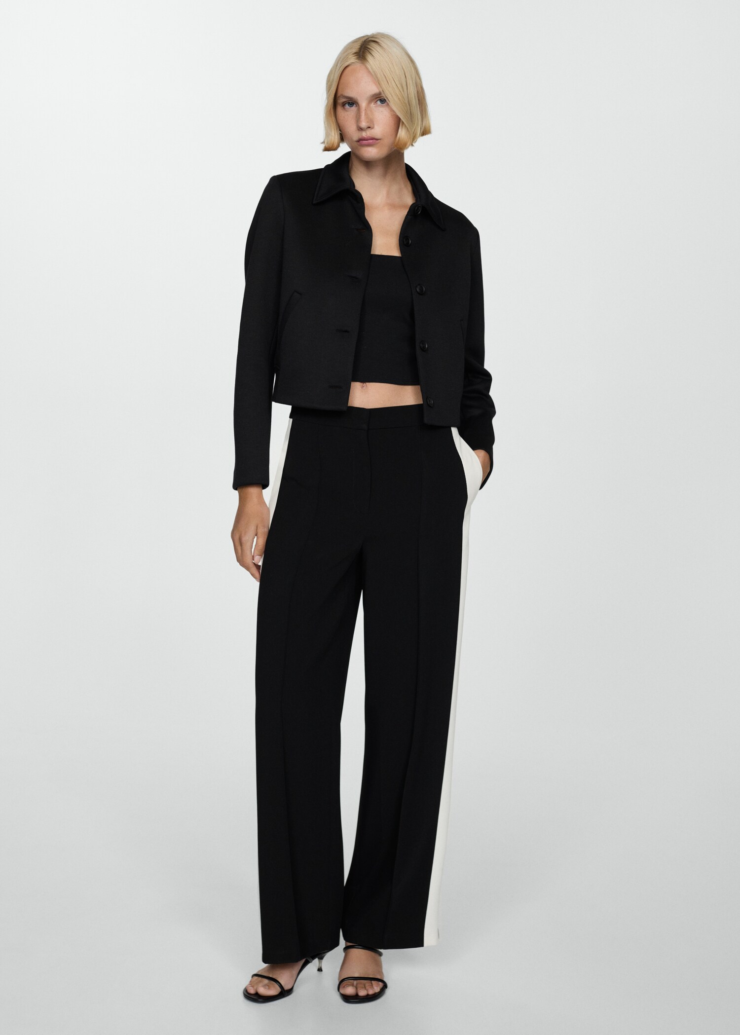 Striped trousers with contrasting sides - General plane