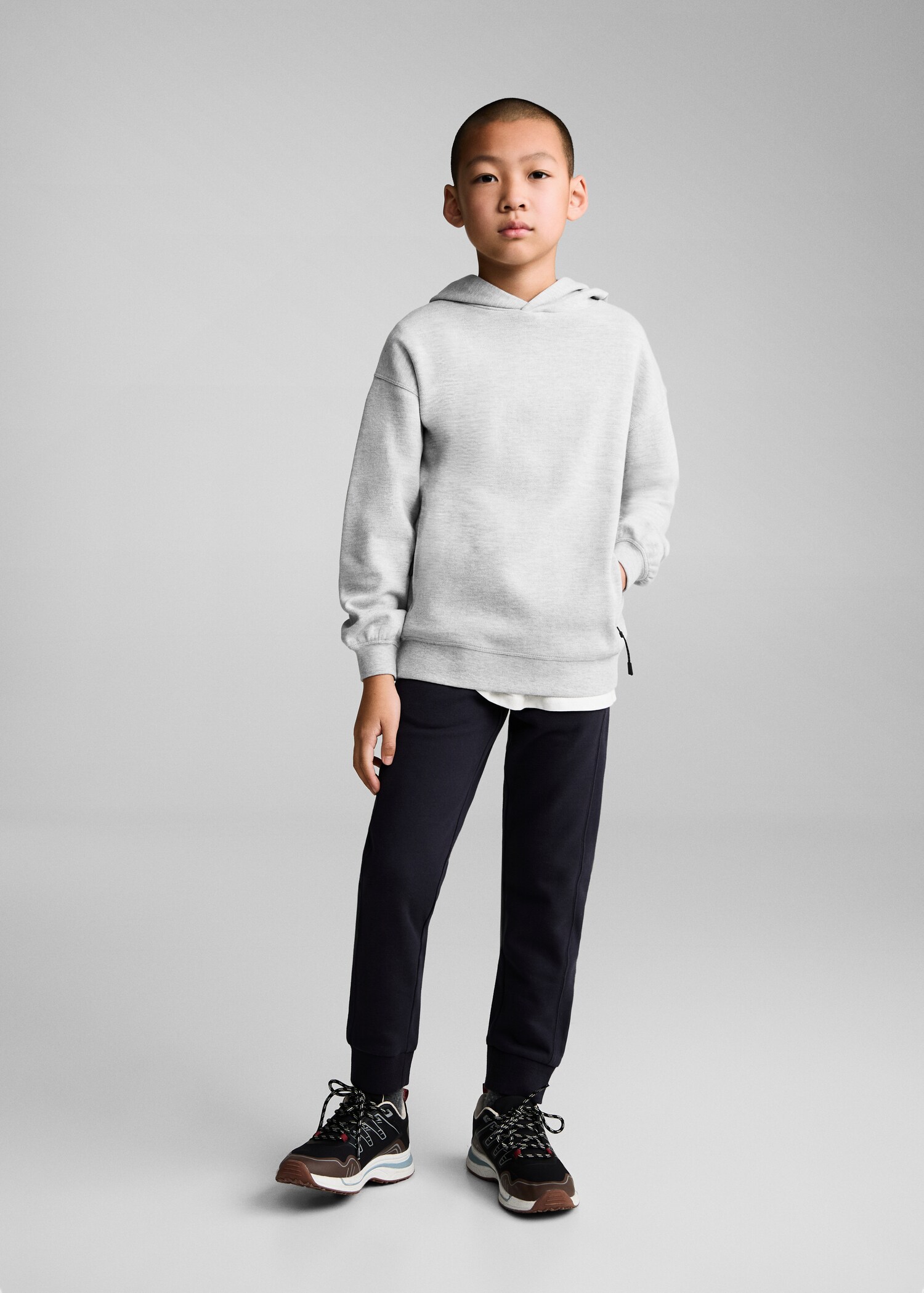 Sweat-shirt zippé à capuche - Plan général