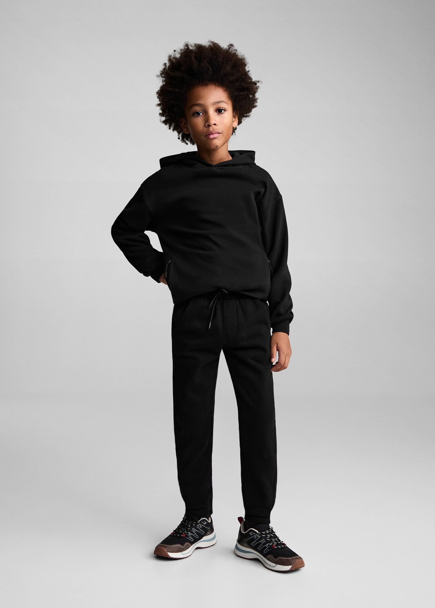 Sweat-shirt zippé à capuche - Plan général