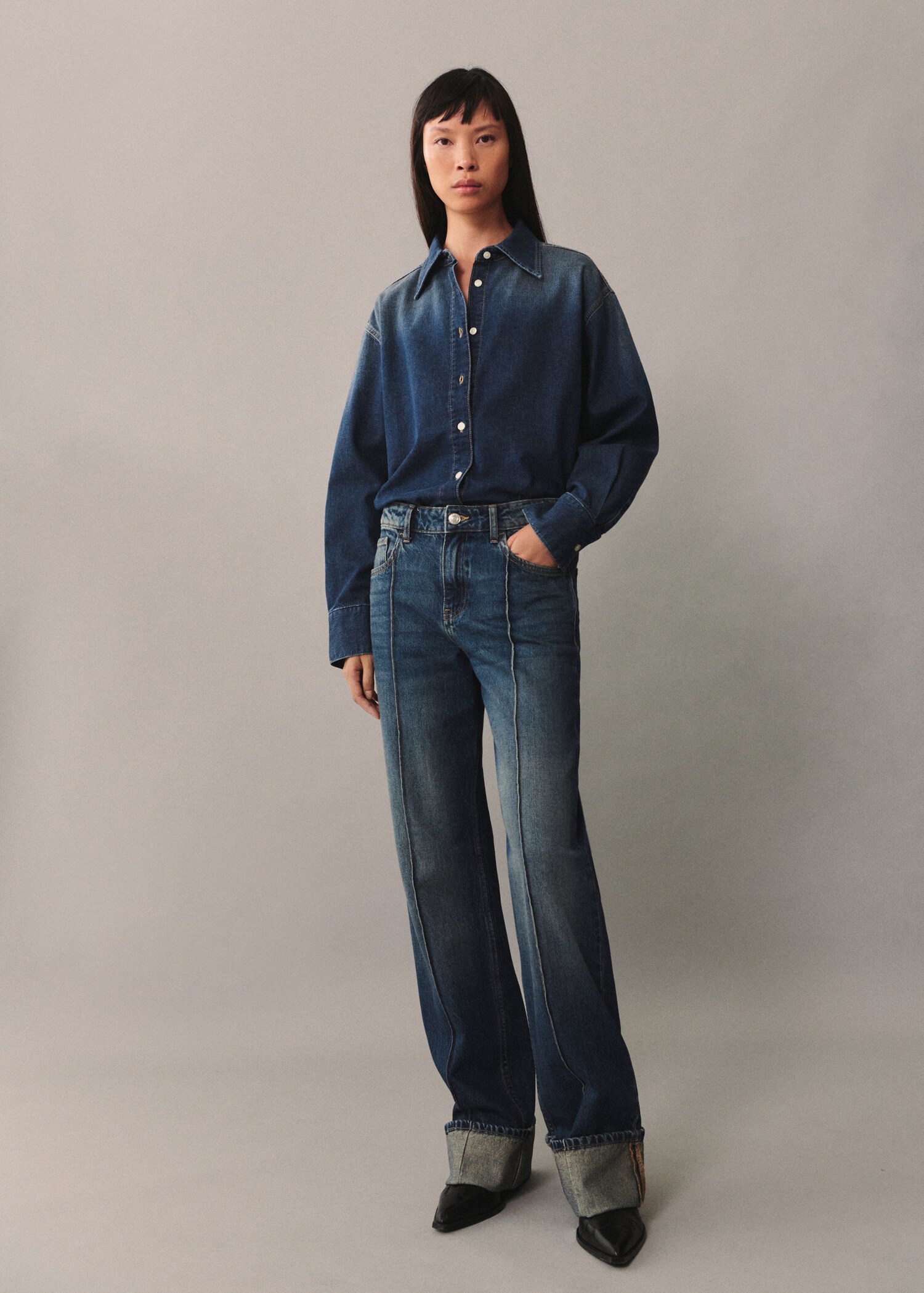 Camisa vaquera oversize - Plano general