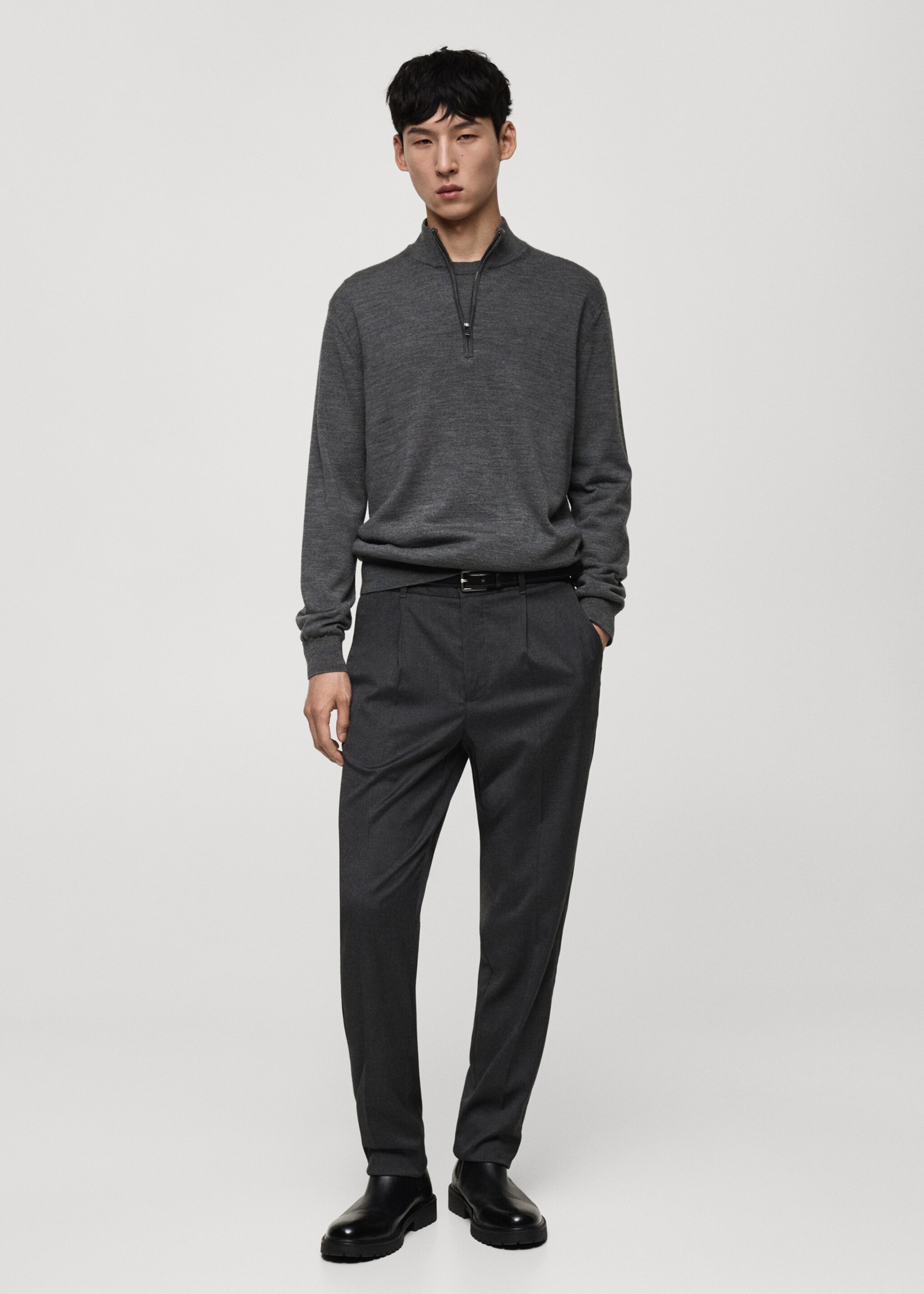 100% merino wool sweater with zip-neck - General plane
