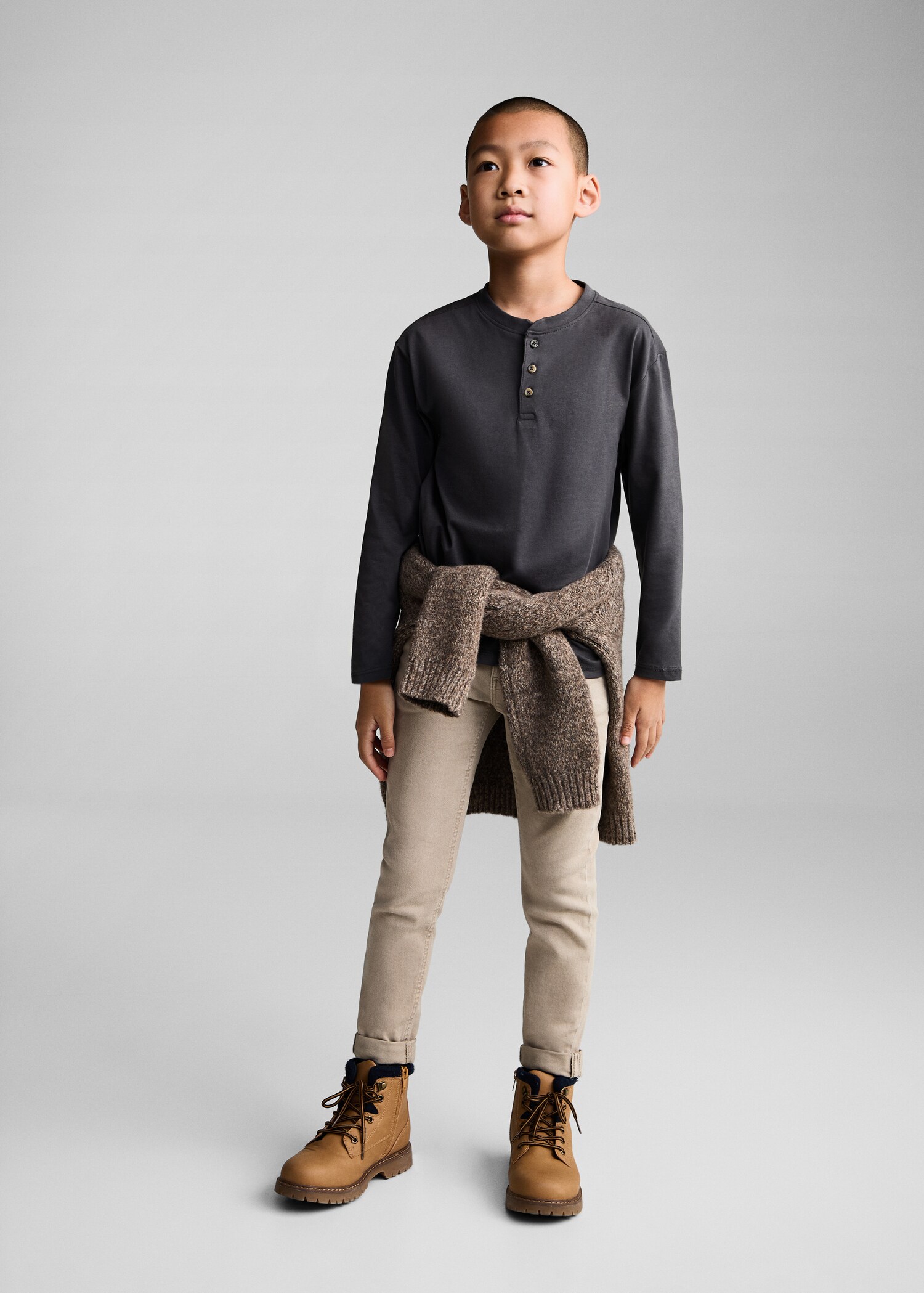 Buttoned cotton T-shirt - General plane