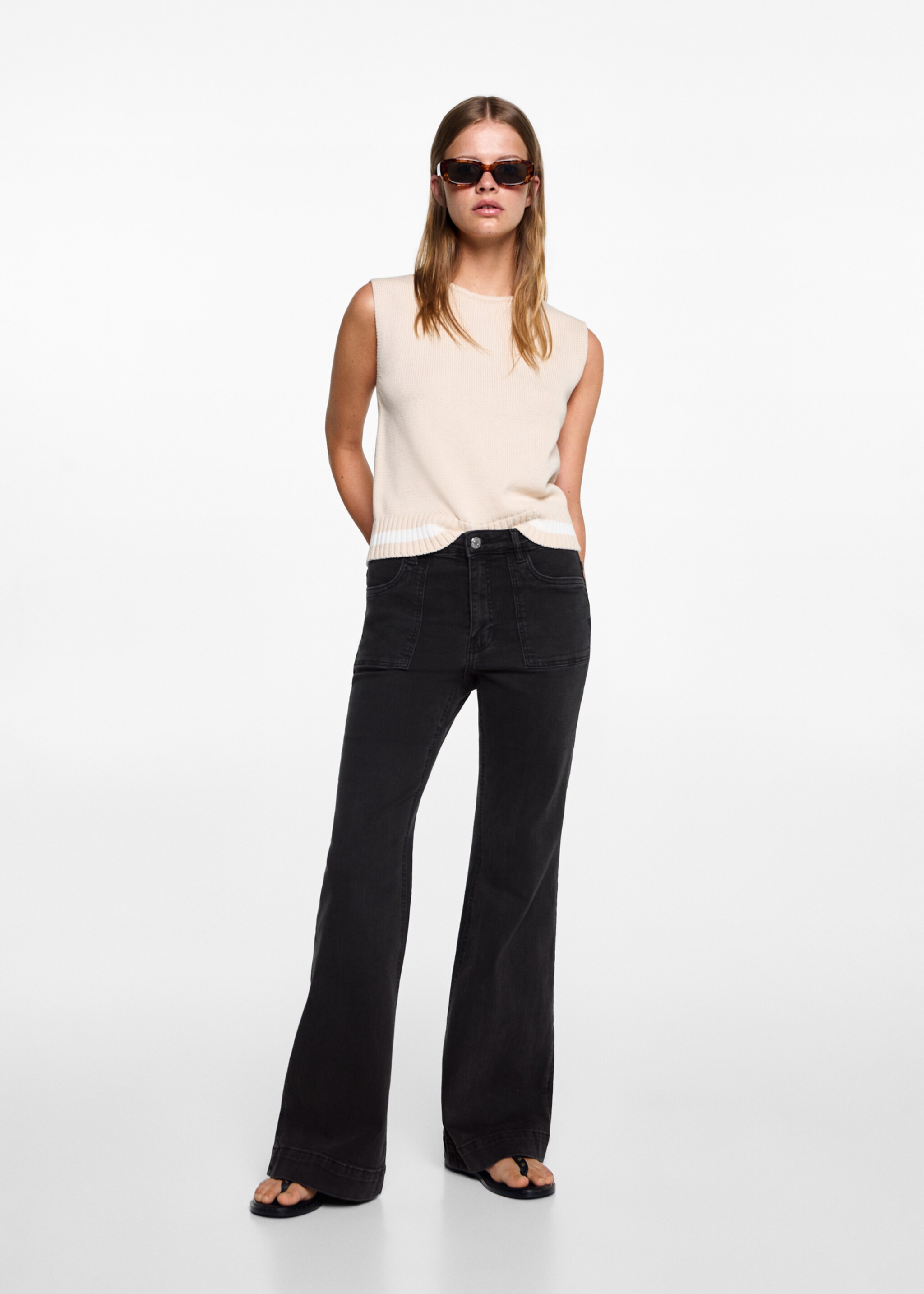 Jeans flare bolsillos - Plano general, Denim negro. Ref: 77010610-00.