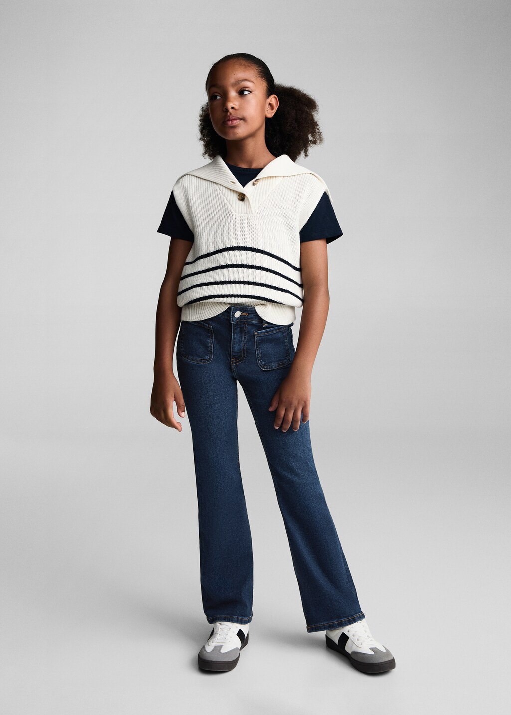 Flare jeans style hot sale