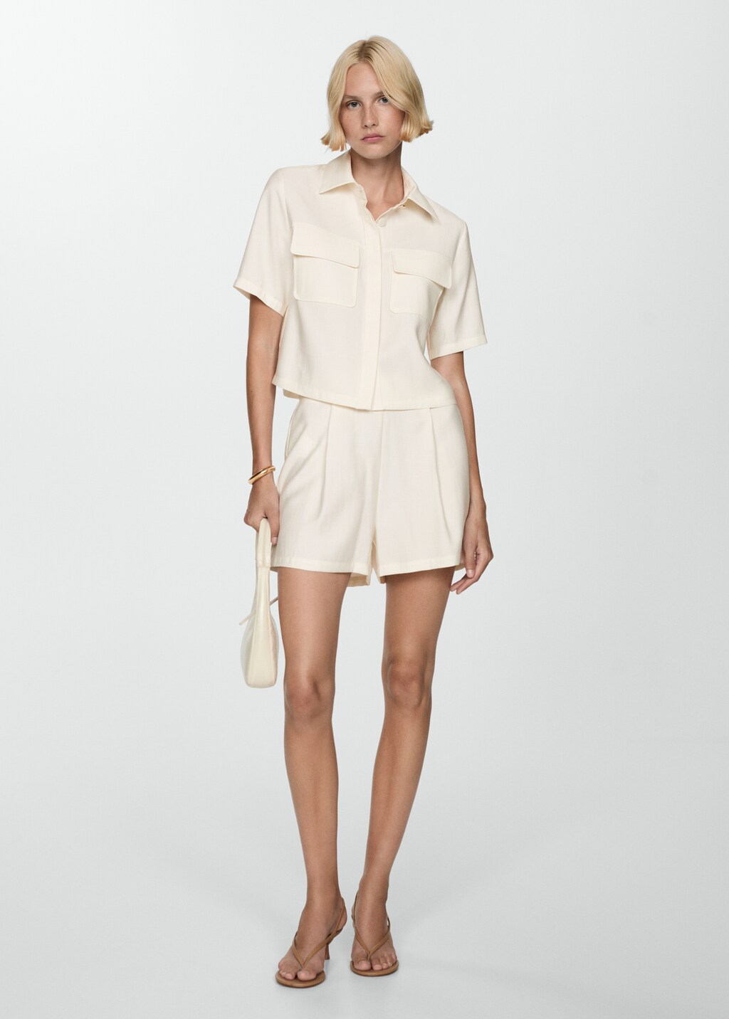 Short sleeve shirt with pockets discount
