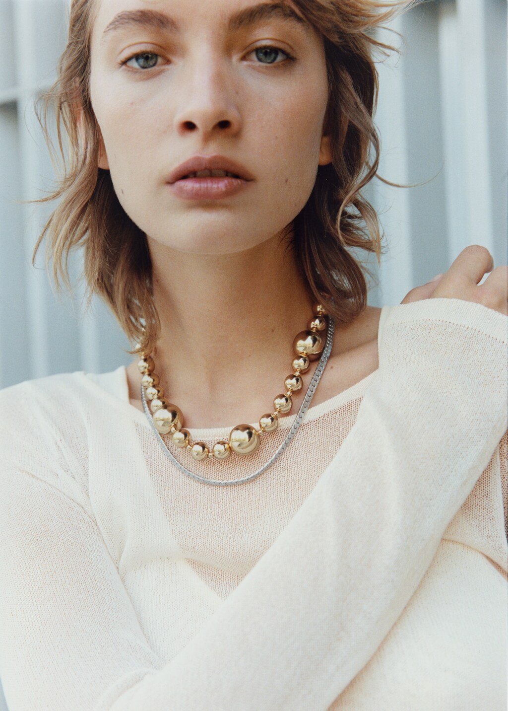 Contrasting necklace Woman MANGO United Kingdom