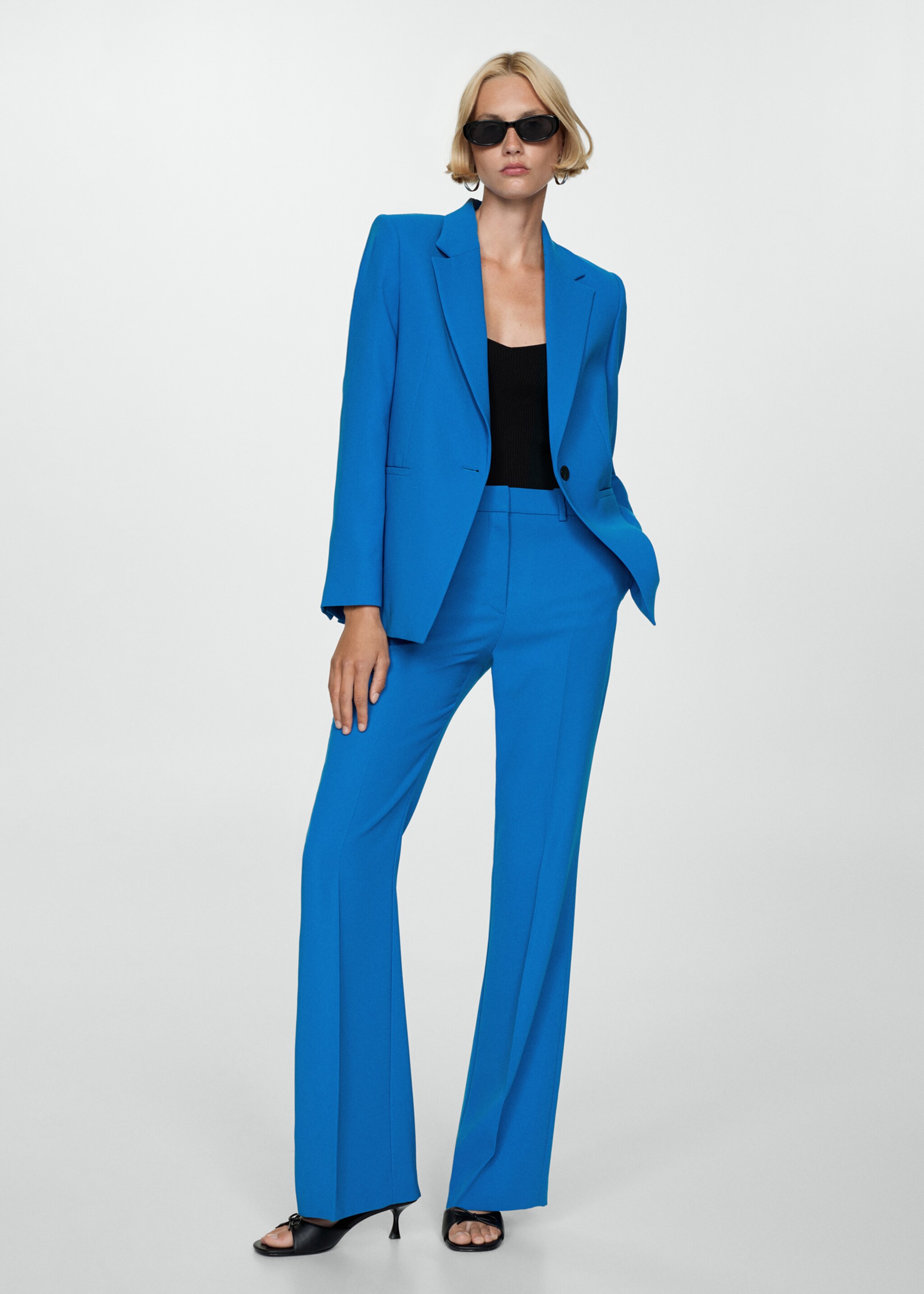 Blazer traje recta - Plano general