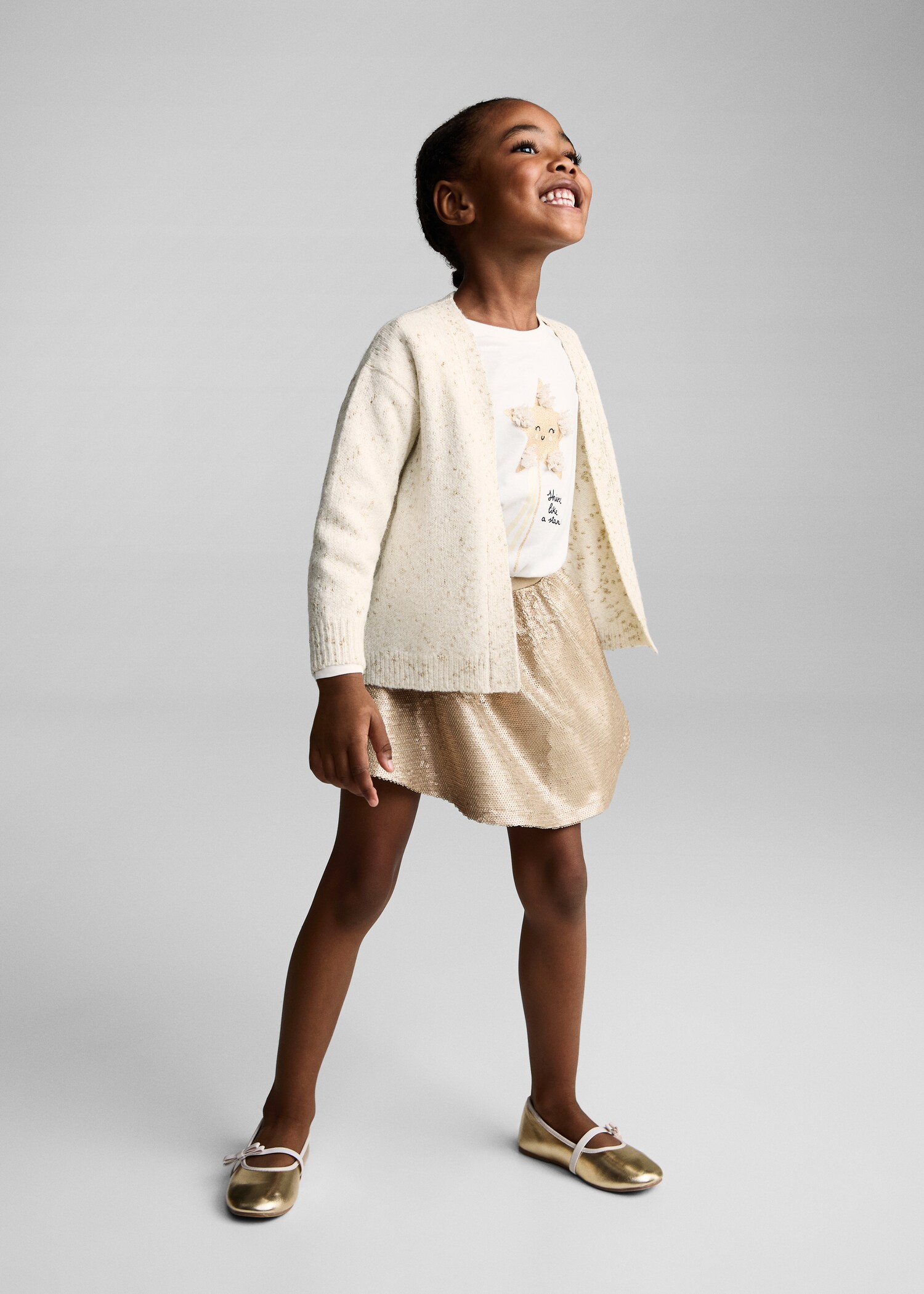 Open knit cardigan - General plane