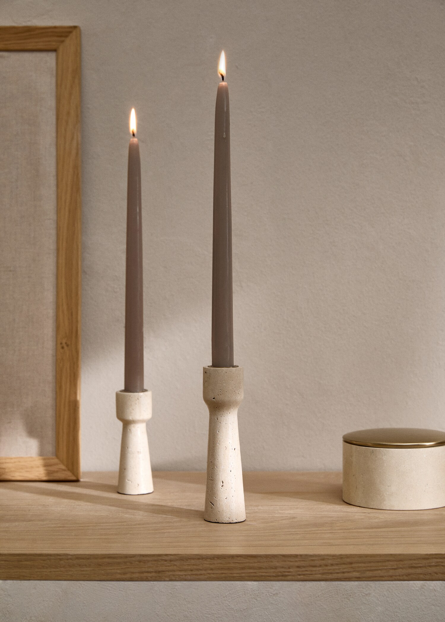 Large travertine candlestick - General plane