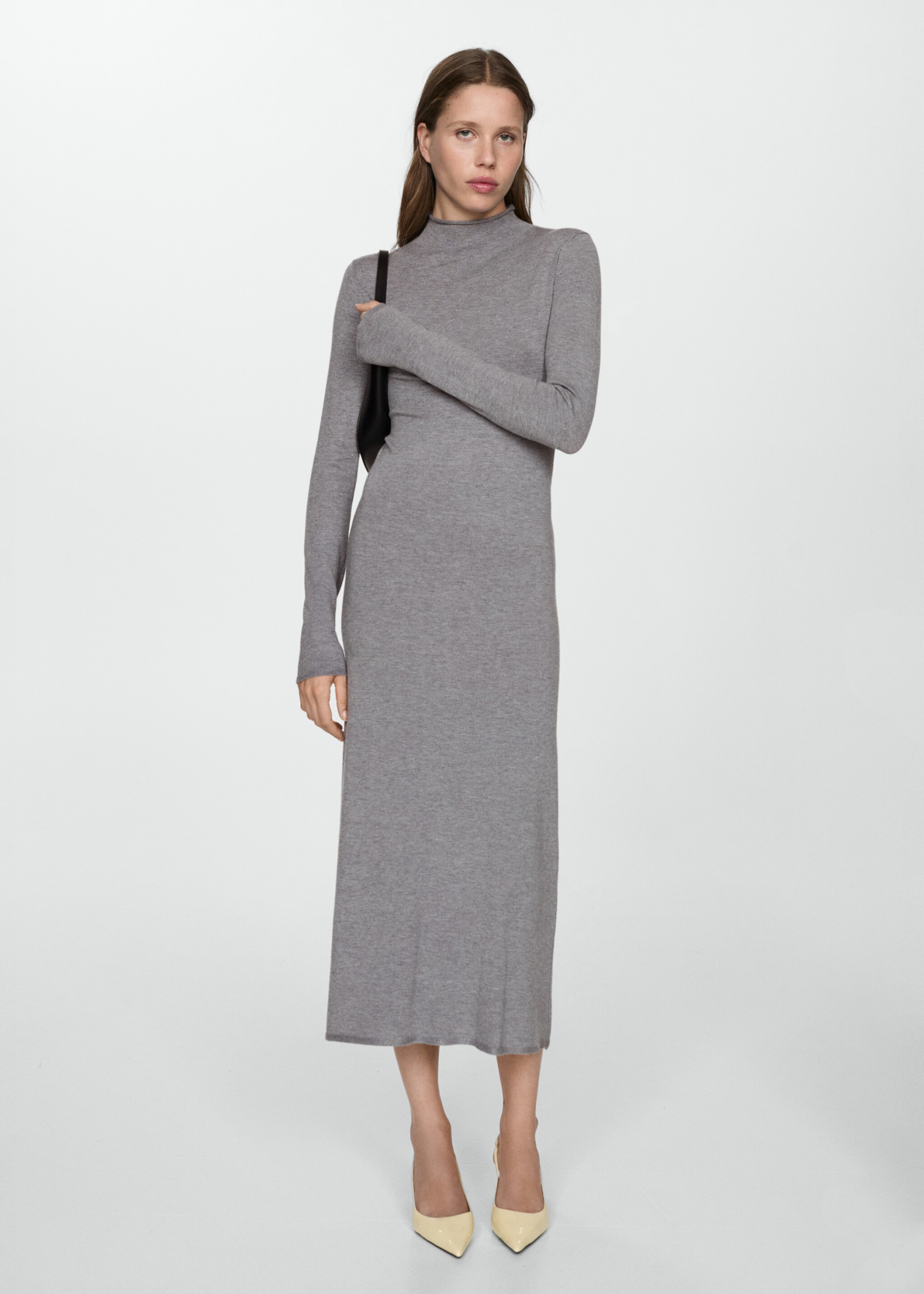 Knitted Perkins neck dress - General plane