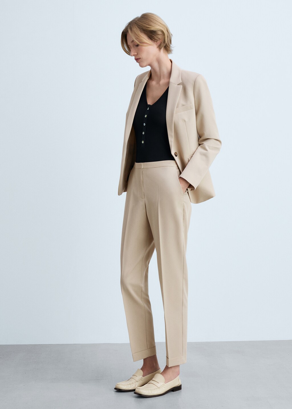 Pantalon droit costume Femme MANGO Senegal
